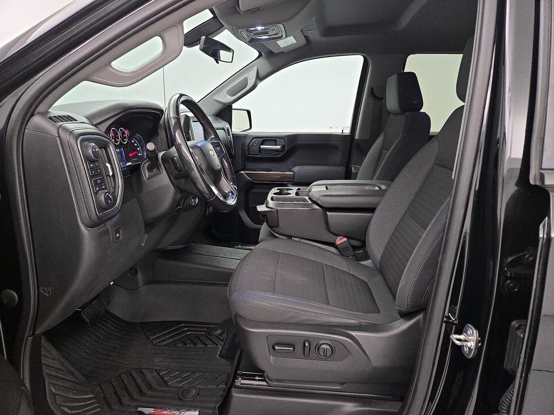 Thumbnail: 2020 Chevrolet Silverado 1500 - 11