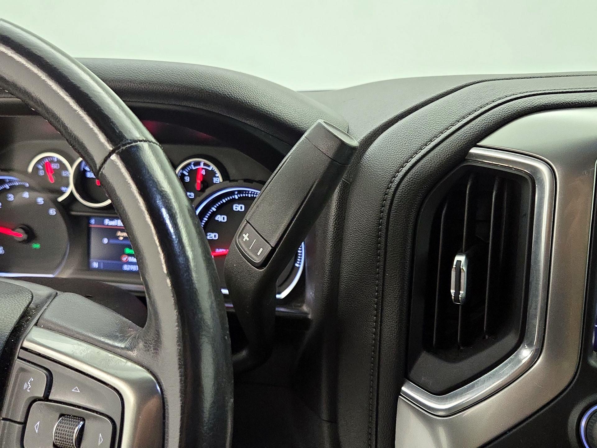 Thumbnail: 2020 Chevrolet Silverado 1500 - 17