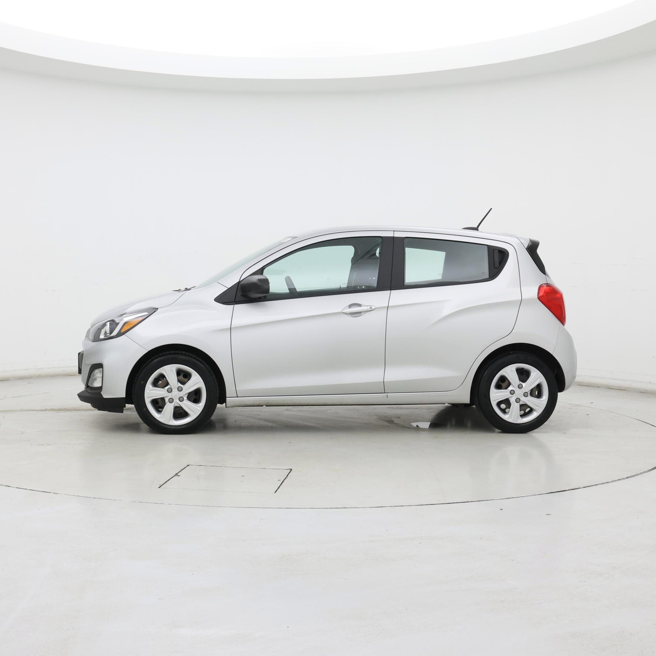 Thumbnail: 2020 Chevrolet Spark - 3