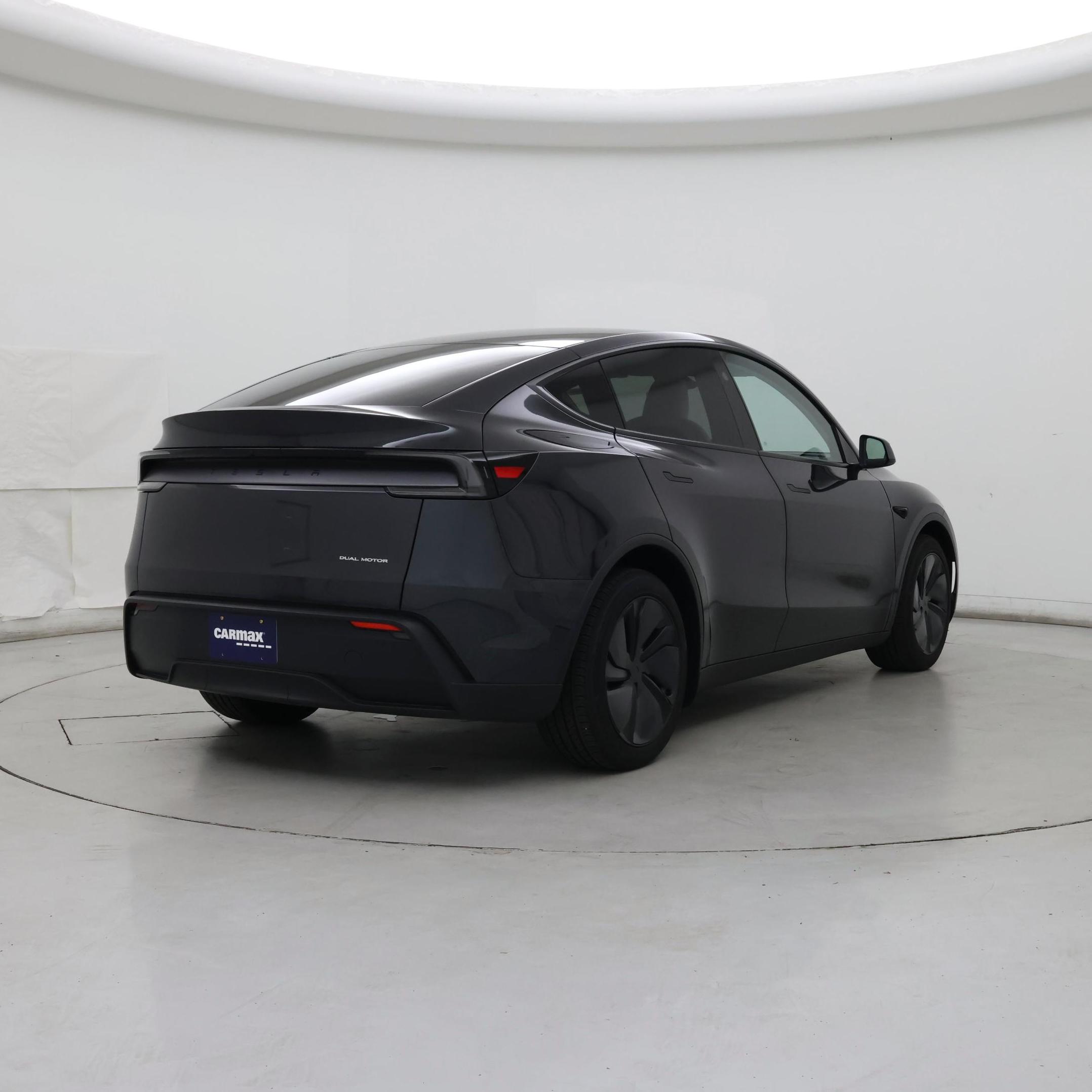 Thumbnail: 2026 Tesla Model Y - 8