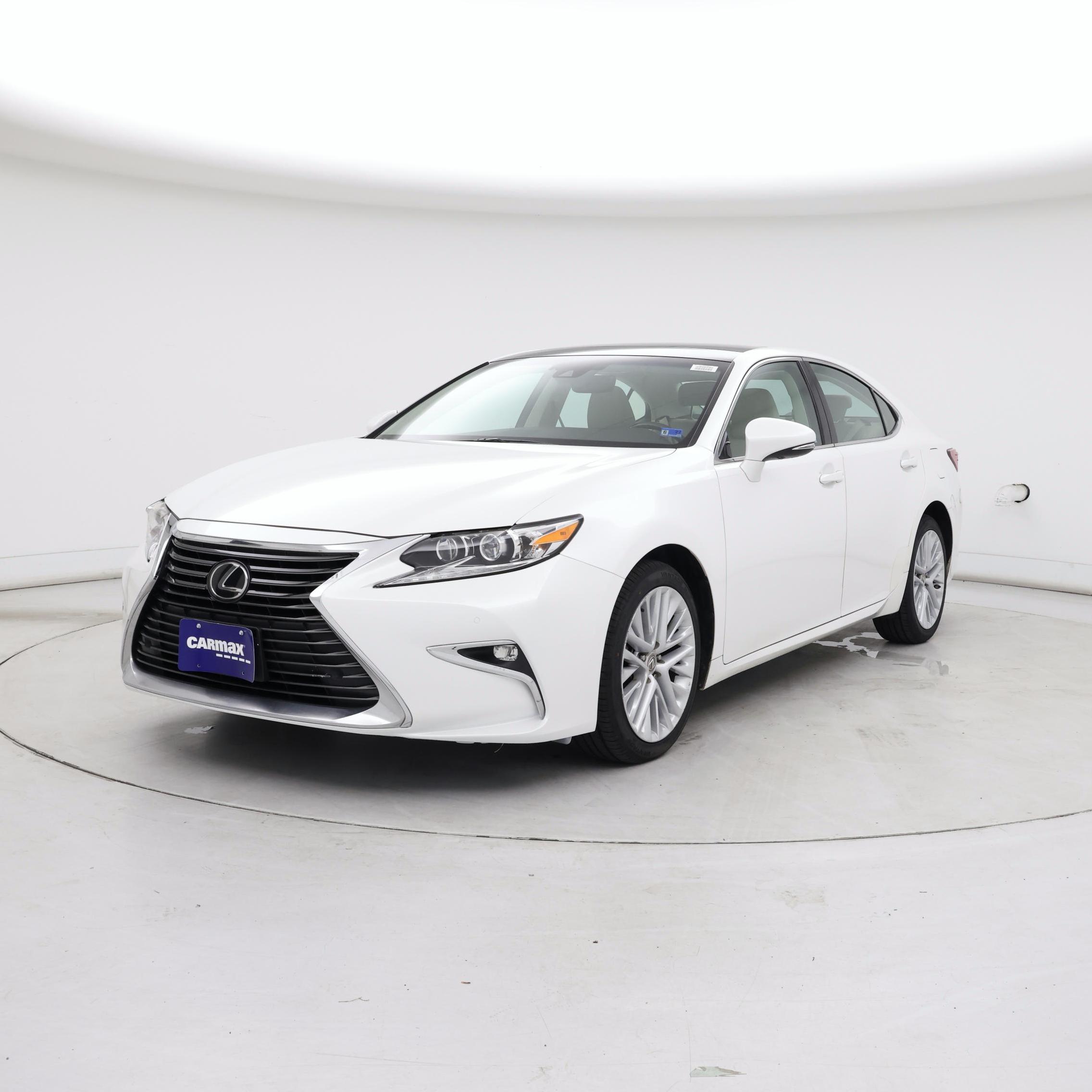 Thumbnail: 2017 Lexus ES - 4