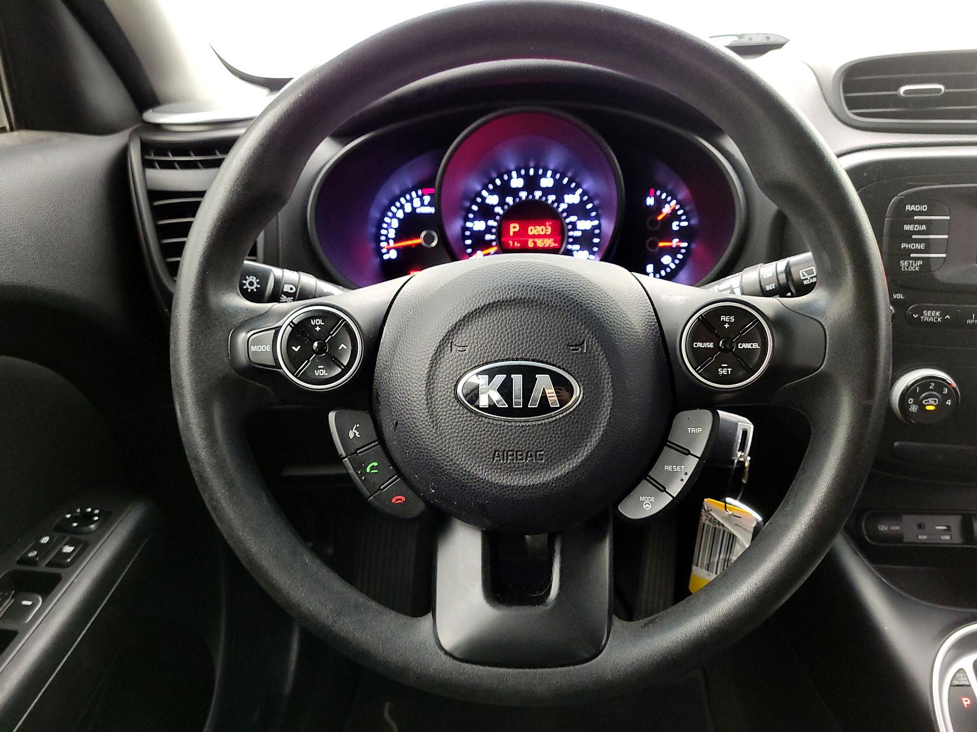 Thumbnail: 2015 Kia Soul - 10