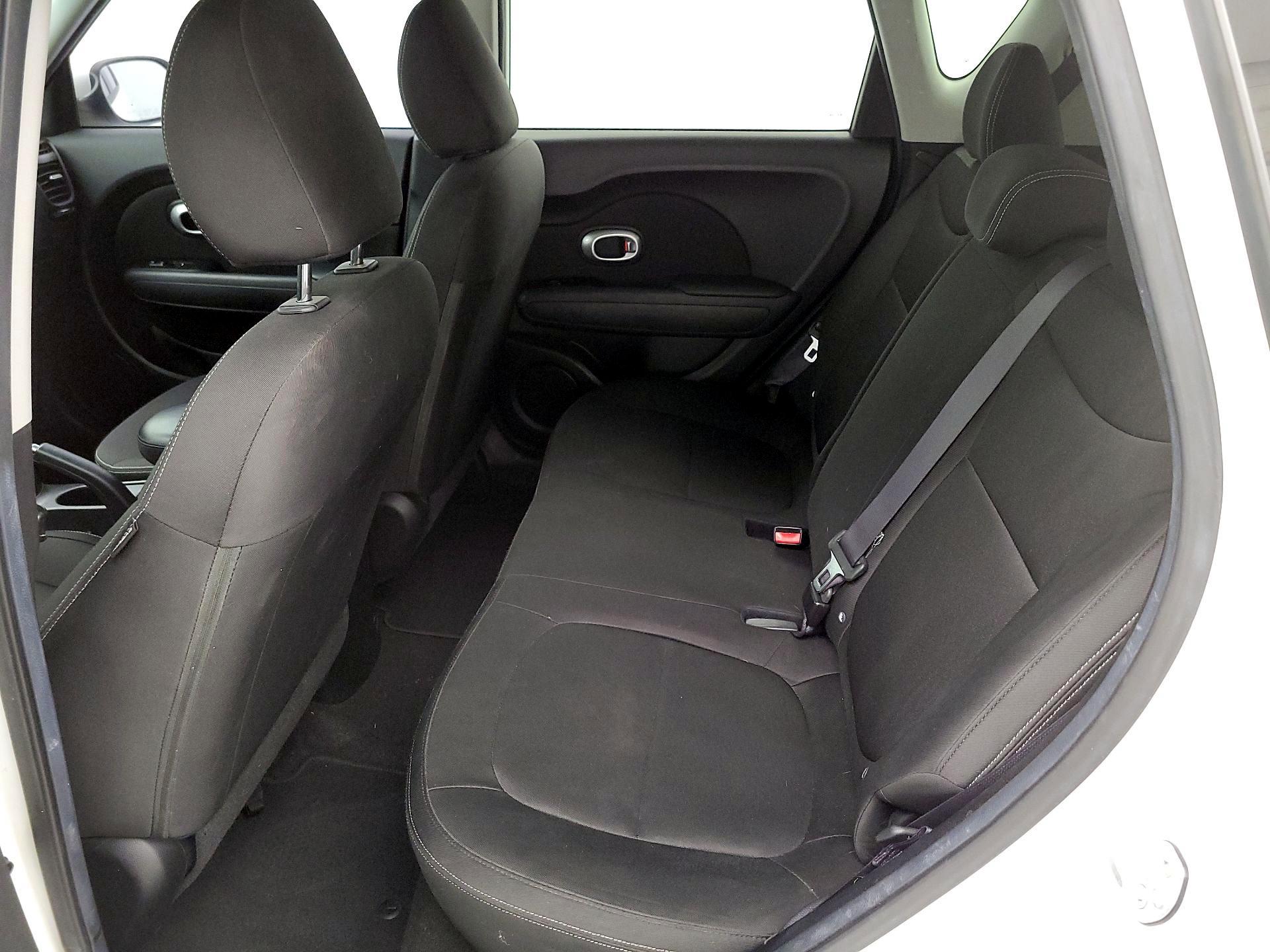 Thumbnail: 2015 Kia Soul - 18