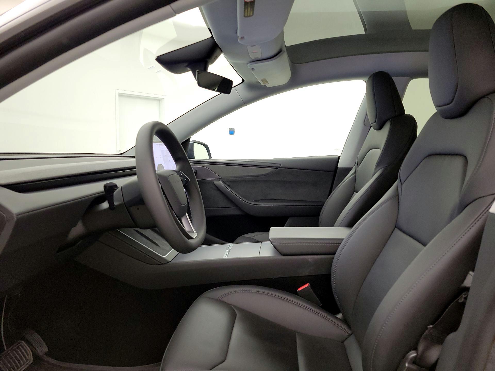 Thumbnail: 2026 Tesla Model Y - 11