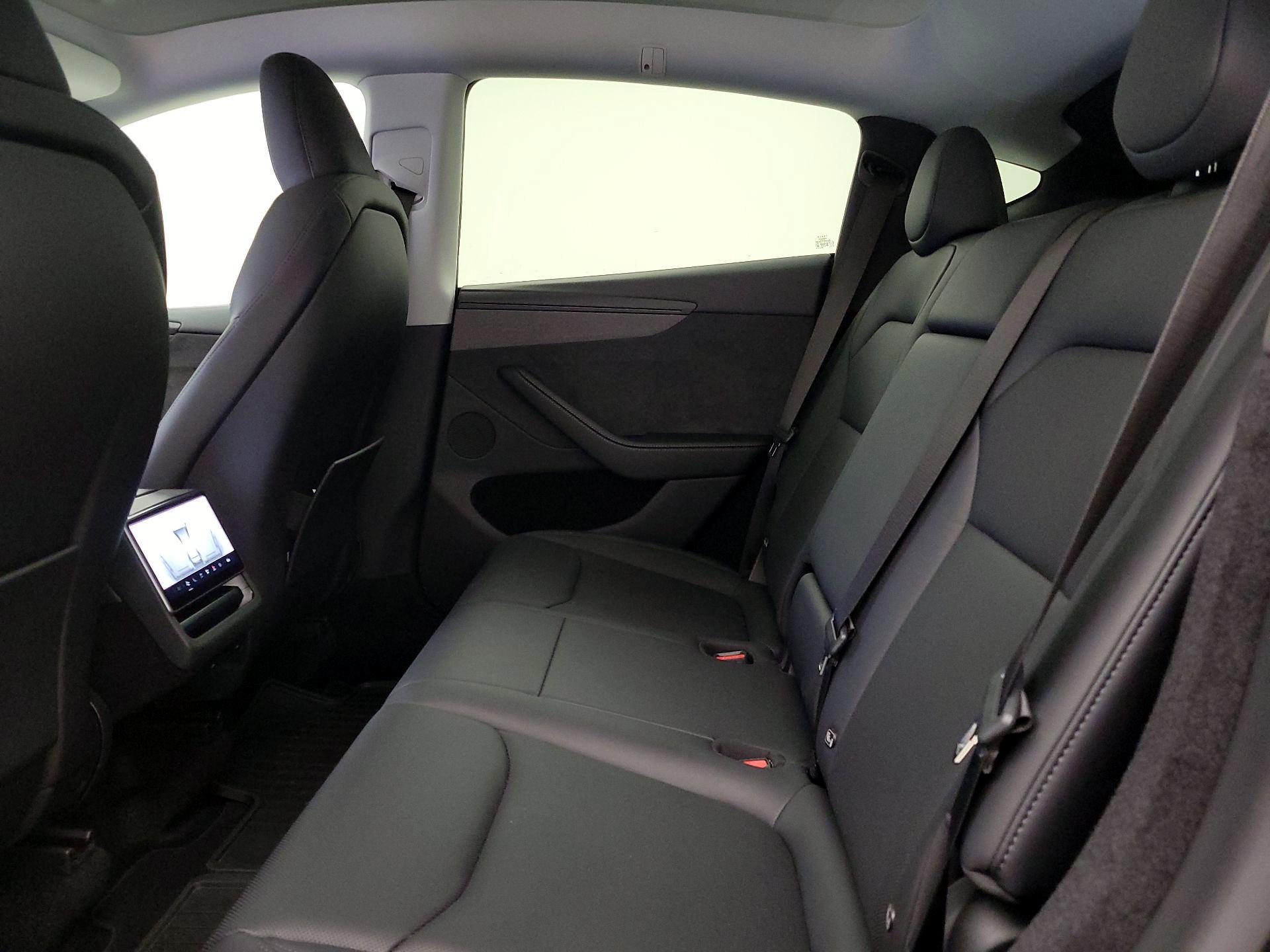 Thumbnail: 2026 Tesla Model Y - 20