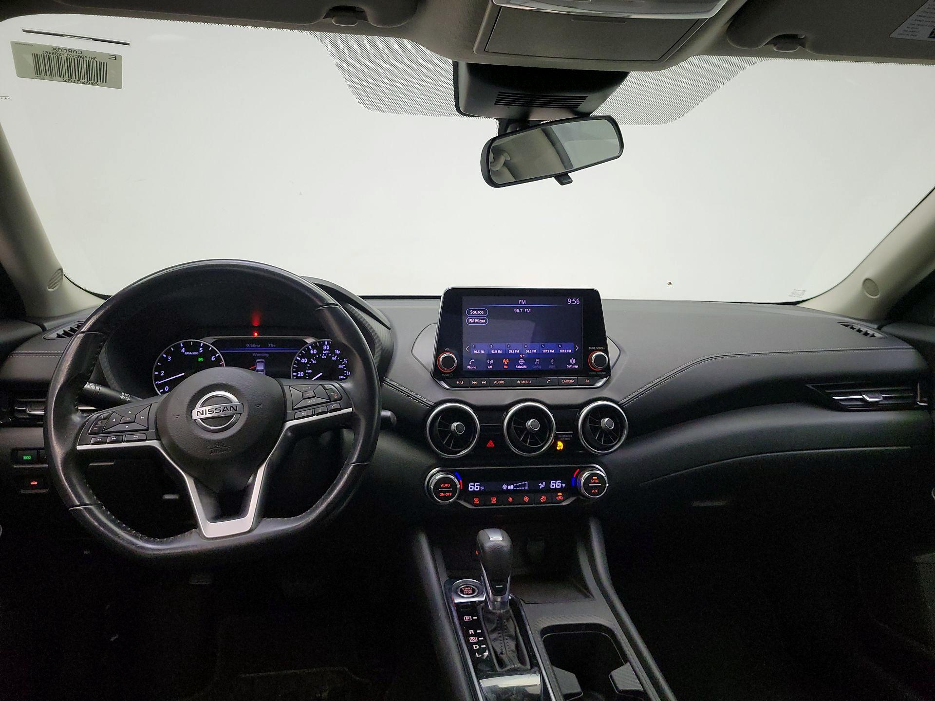 Thumbnail: 2020 Nissan Sentra - 9