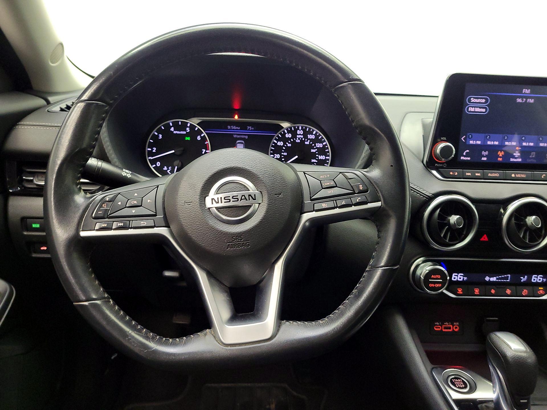 Thumbnail: 2020 Nissan Sentra - 10