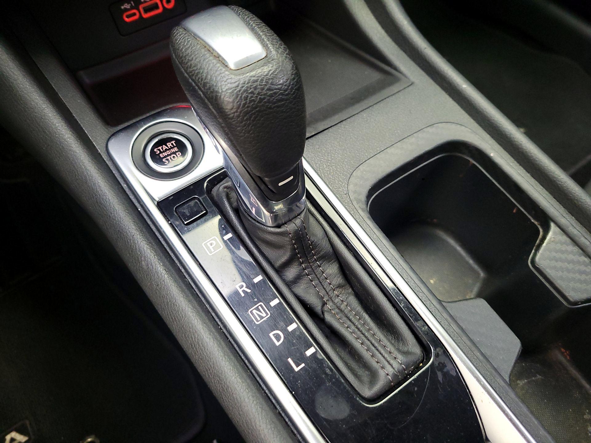 Thumbnail: 2020 Nissan Sentra - 17