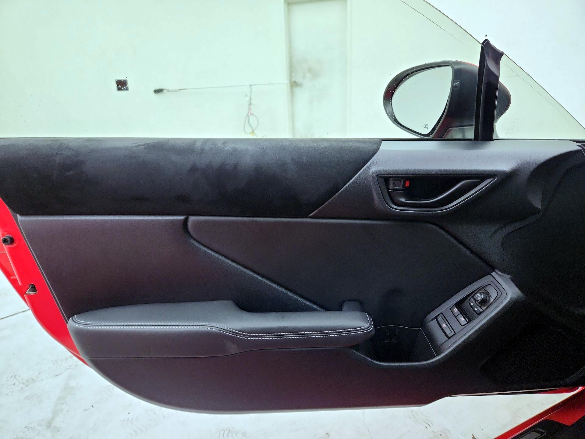 Thumbnail: 2022 Toyota GR86 - 12