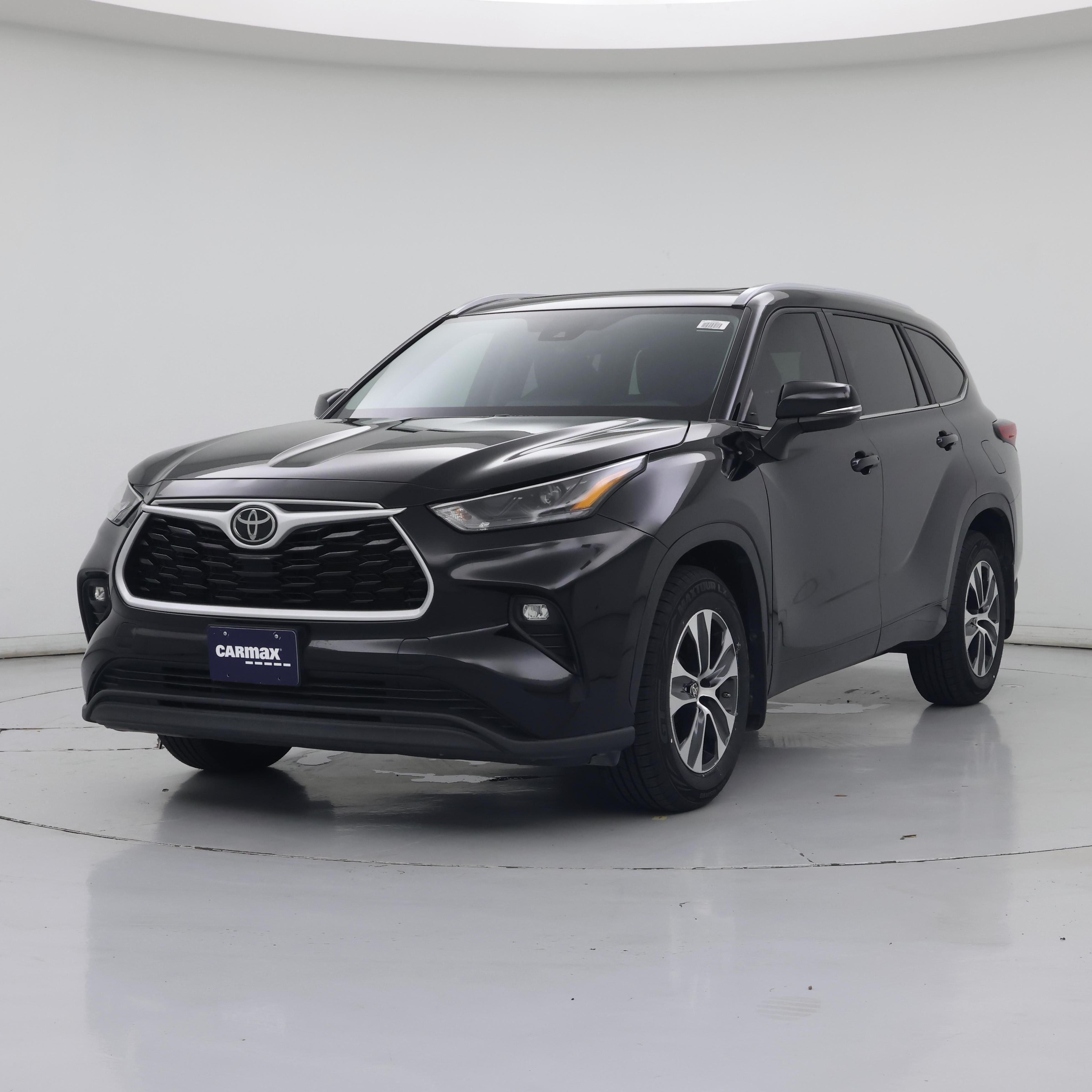 Thumbnail: 2023 Toyota Highlander - 4