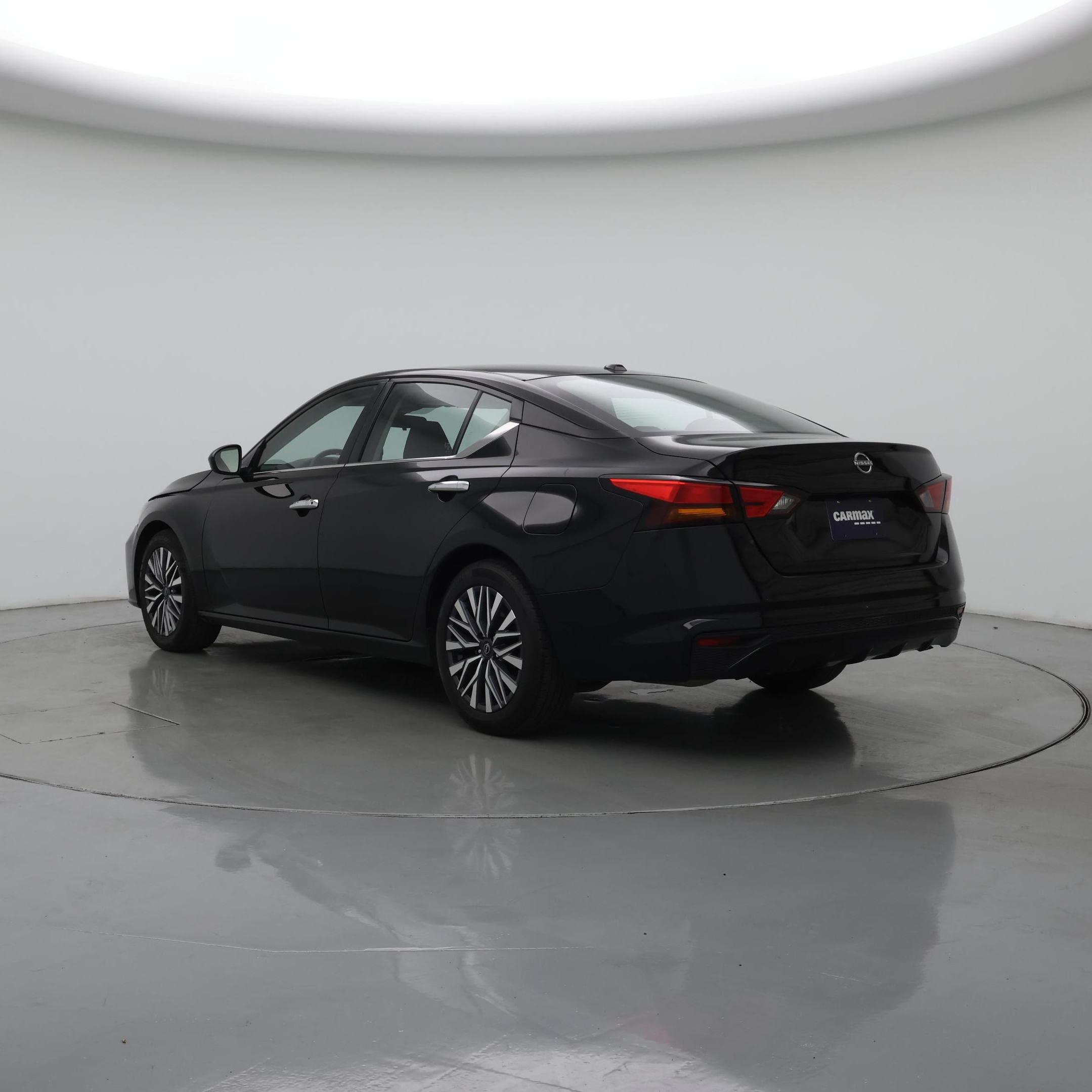Thumbnail: 2023 Nissan Altima - 2