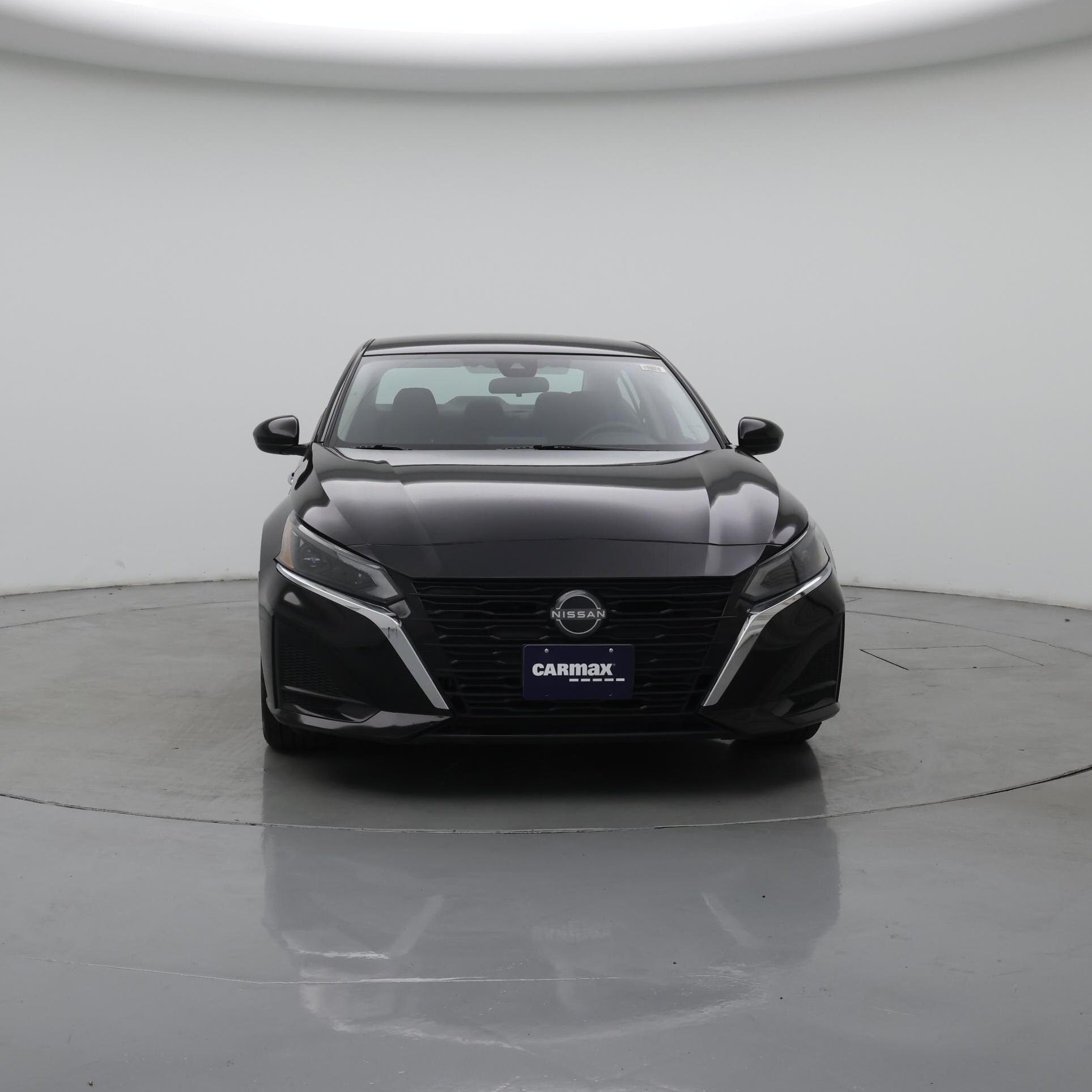 Thumbnail: 2023 Nissan Altima - 5