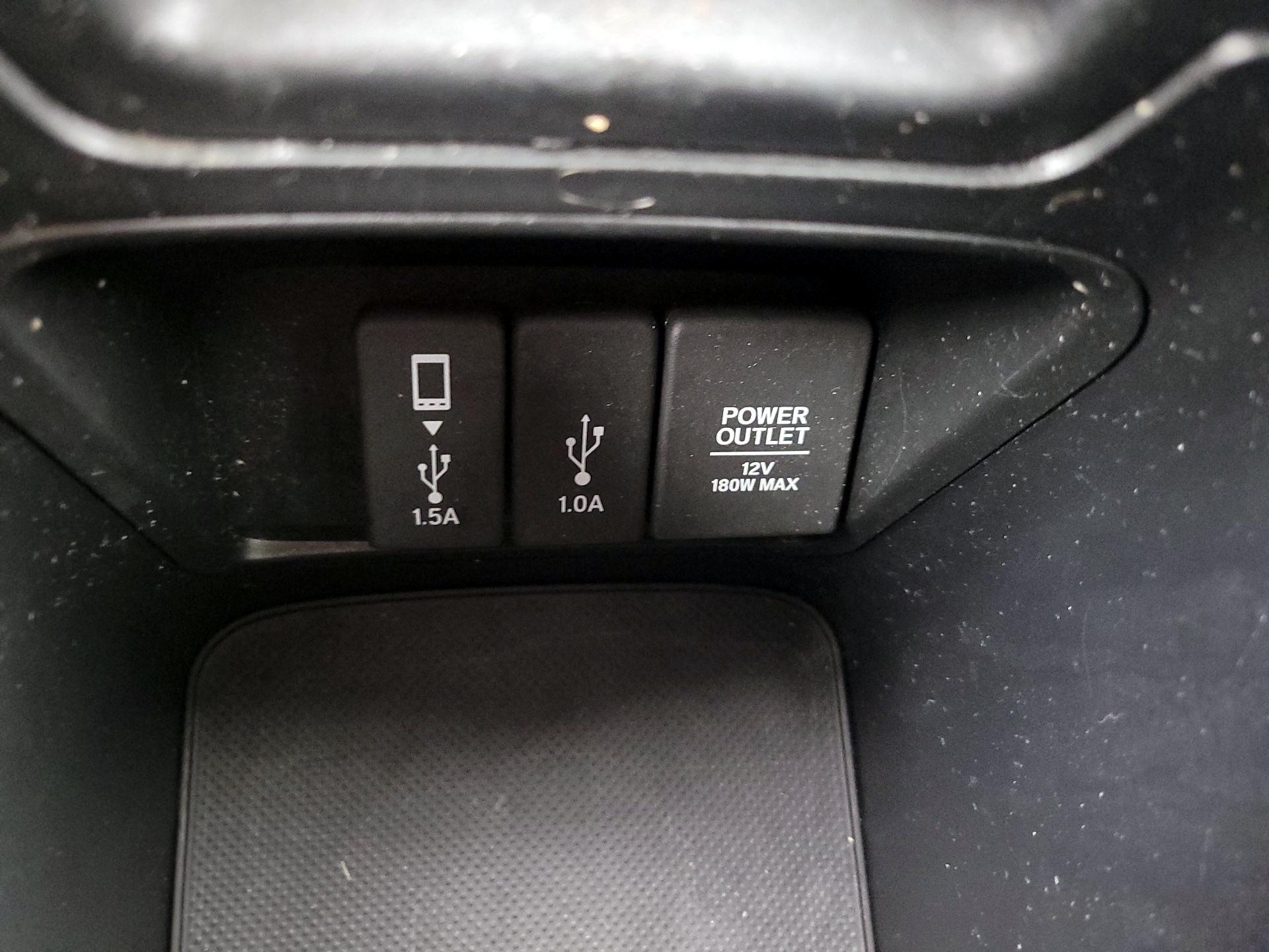 Thumbnail: 2017 Honda CR-V - 18