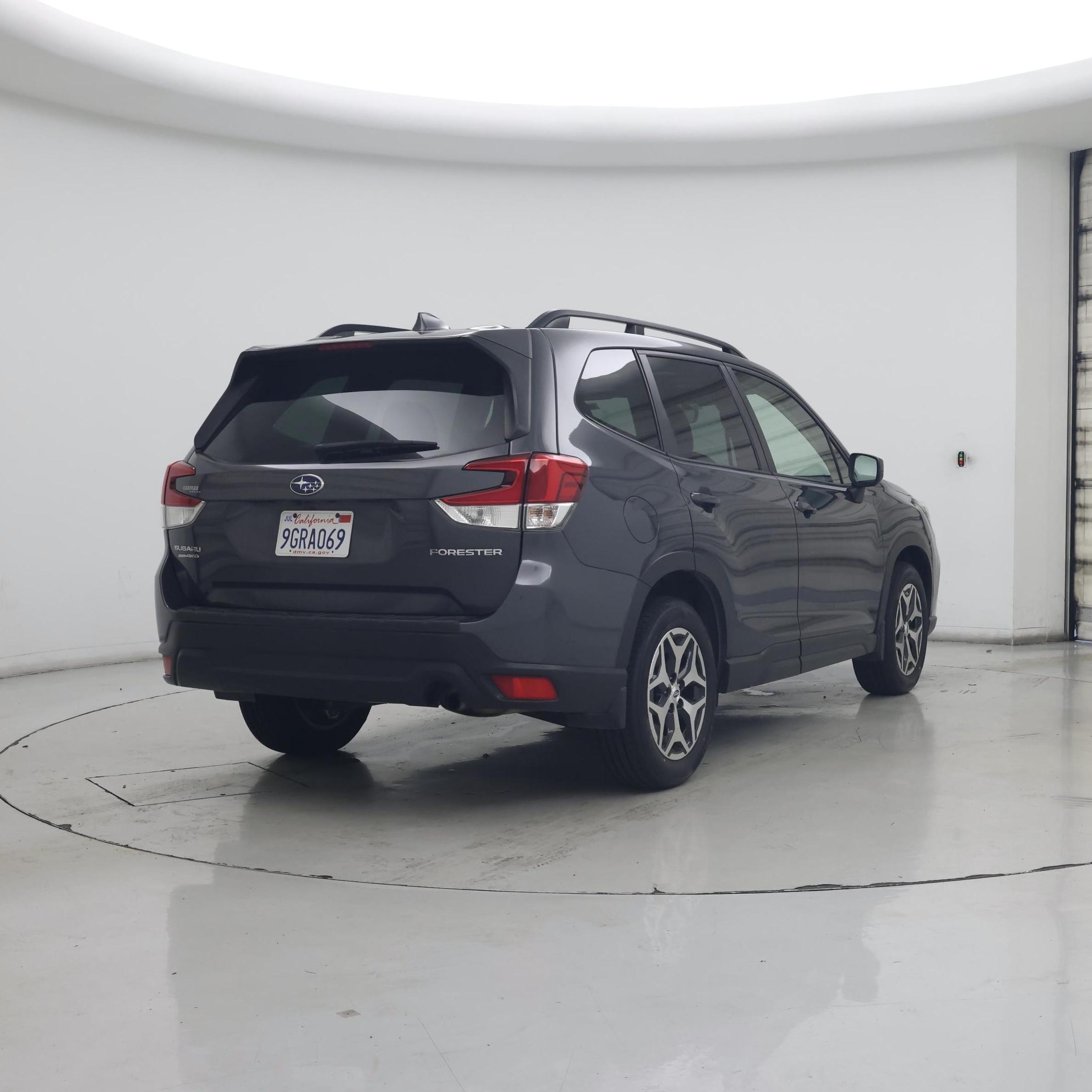 Thumbnail: 2020 Subaru Forester - 8