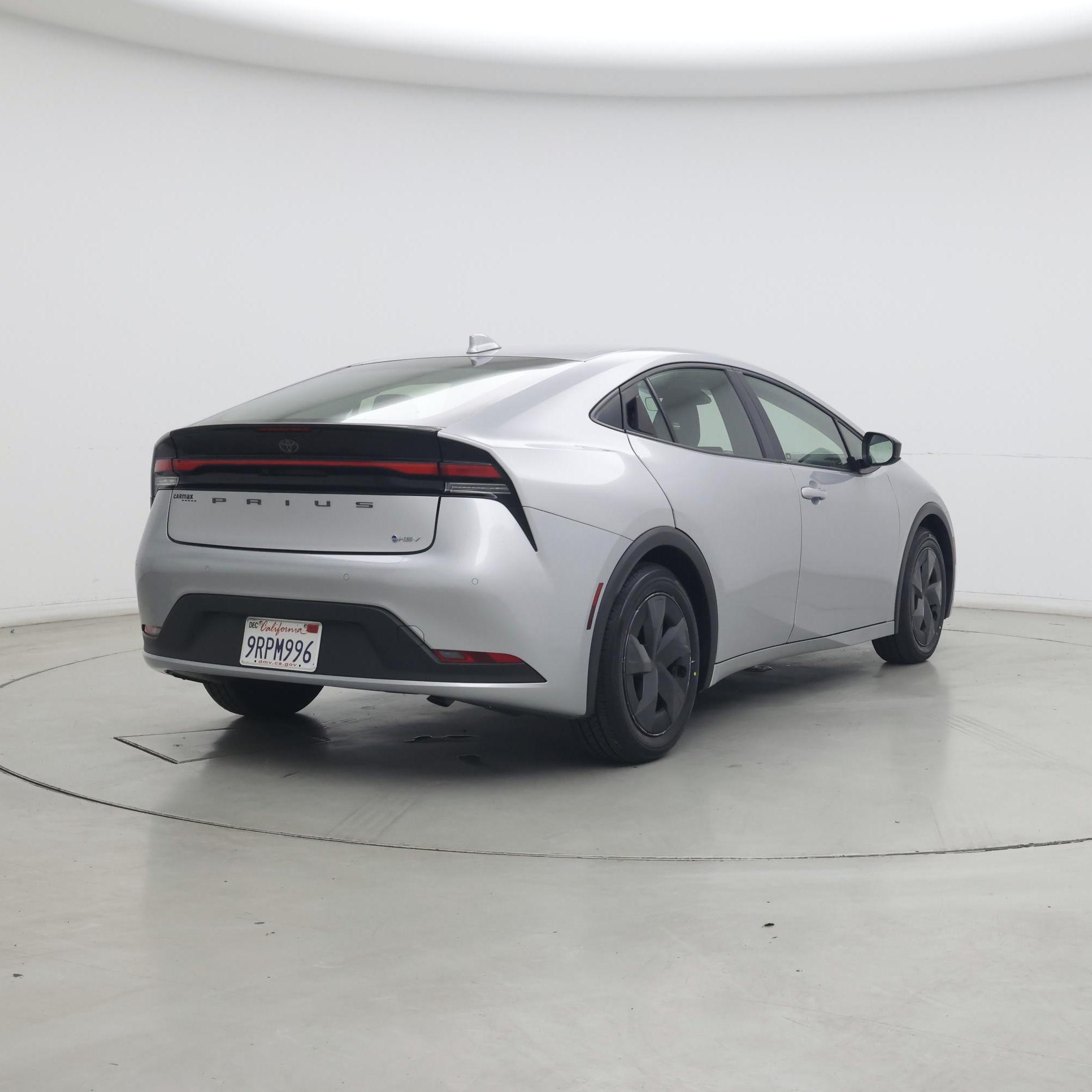 Thumbnail: 2024 Toyota Prius - 8