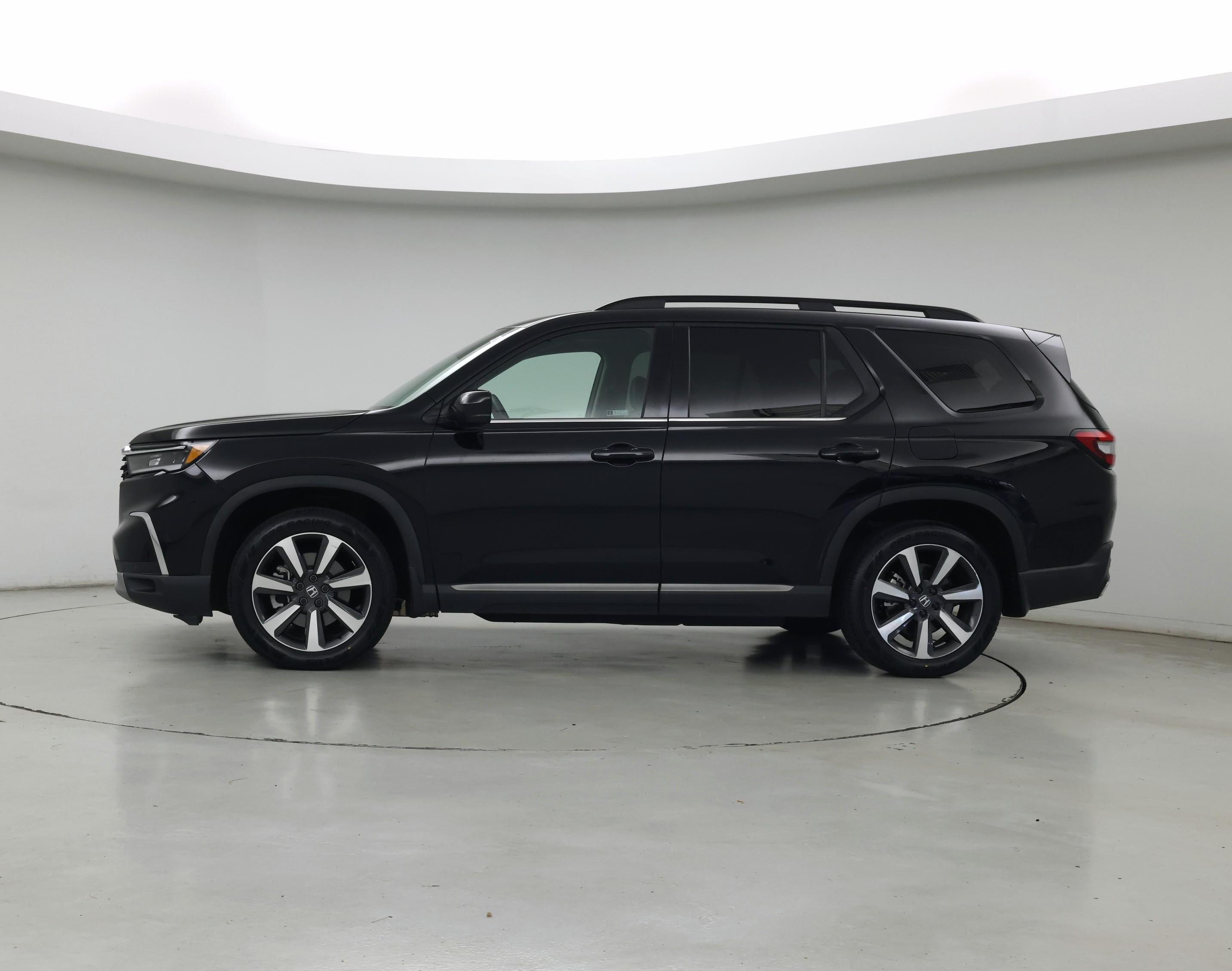 Thumbnail: 2024 Honda Pilot - 3