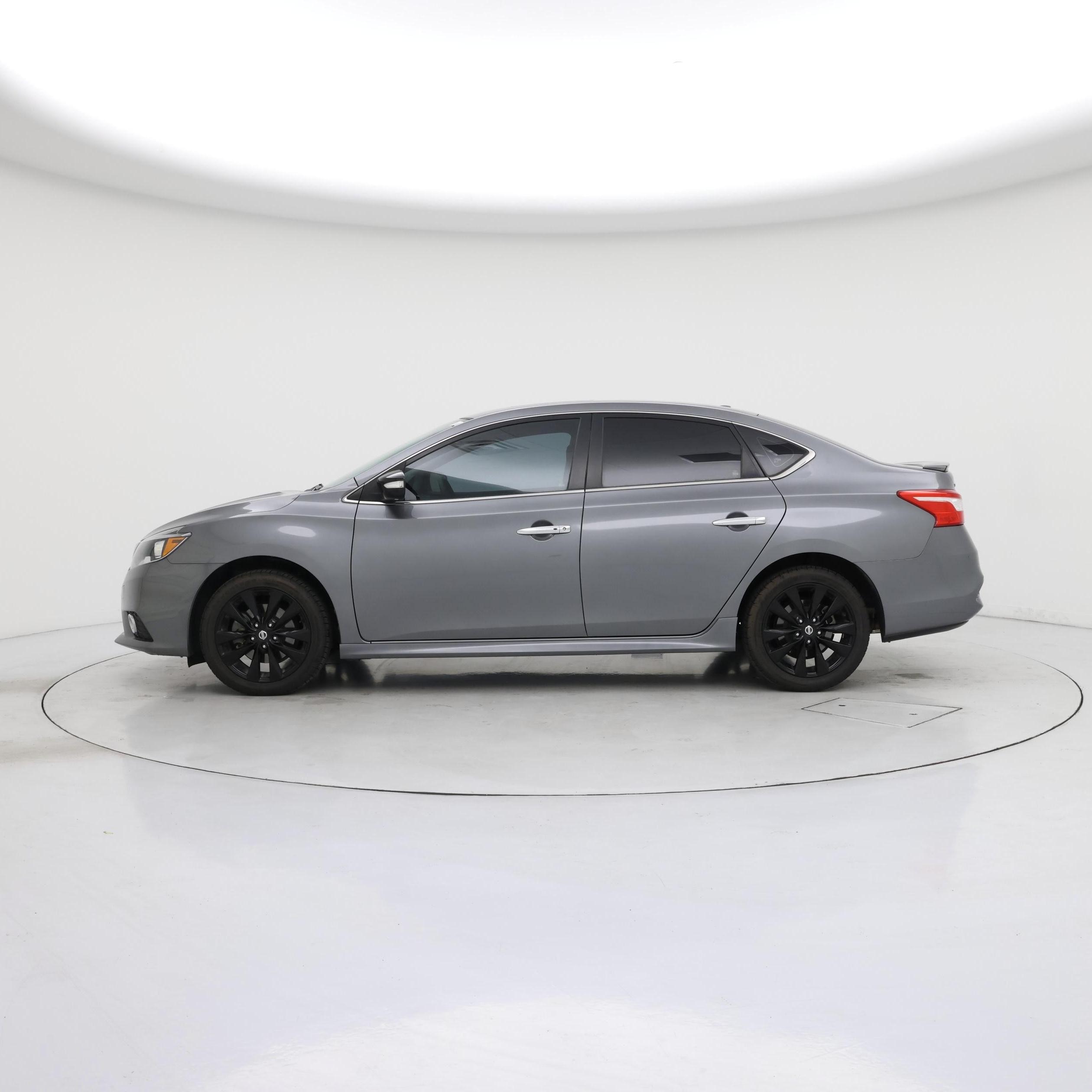 Thumbnail: 2017 Nissan Sentra - 3