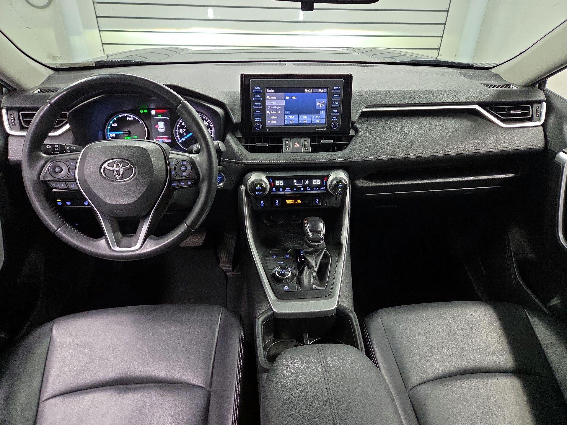 Thumbnail: 2022 Toyota RAV4 - 9