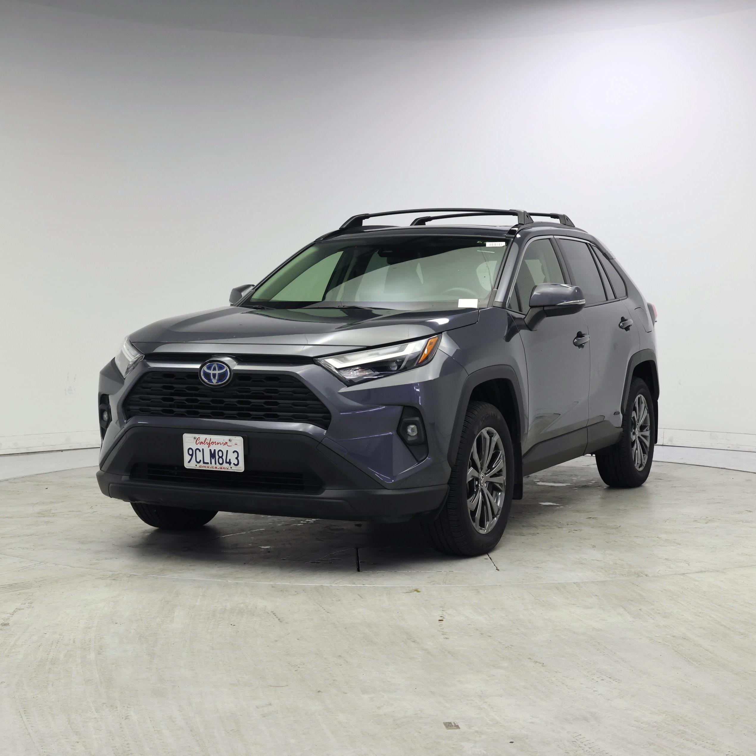 Thumbnail: 2022 Toyota RAV4 - 4