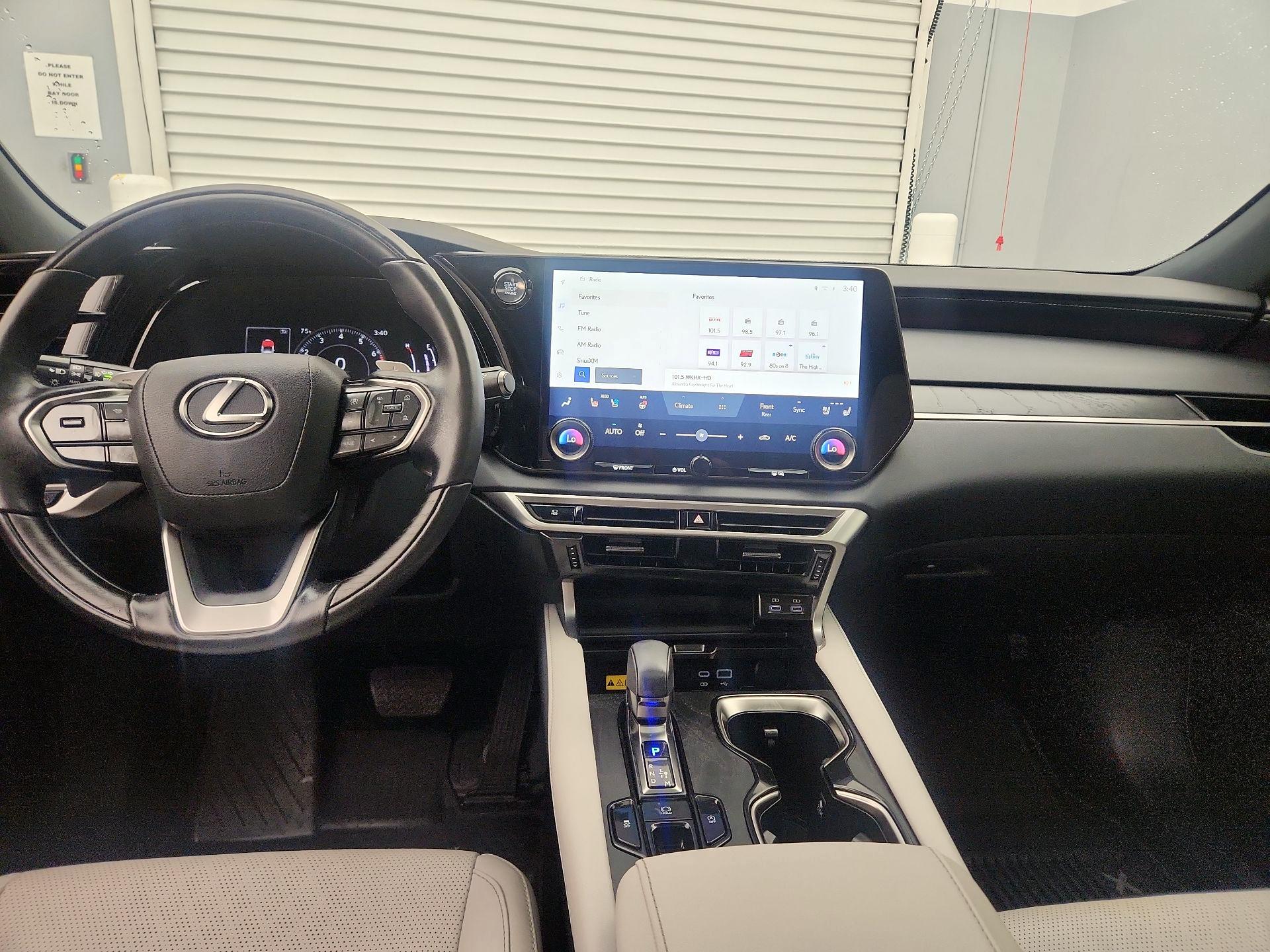 Thumbnail: 2023 Lexus RX - 9