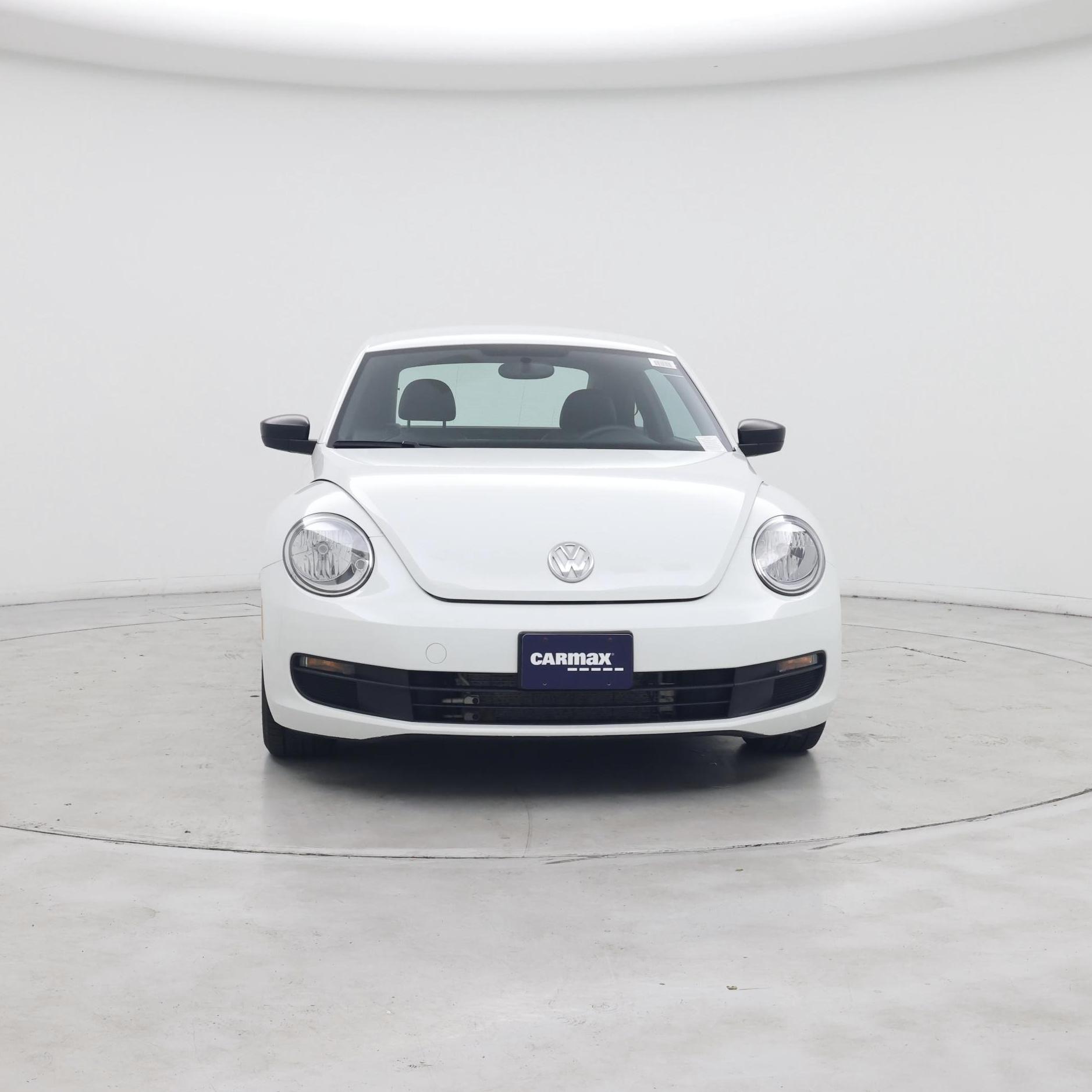Thumbnail: 2015 Volkswagen Beetle - 5
