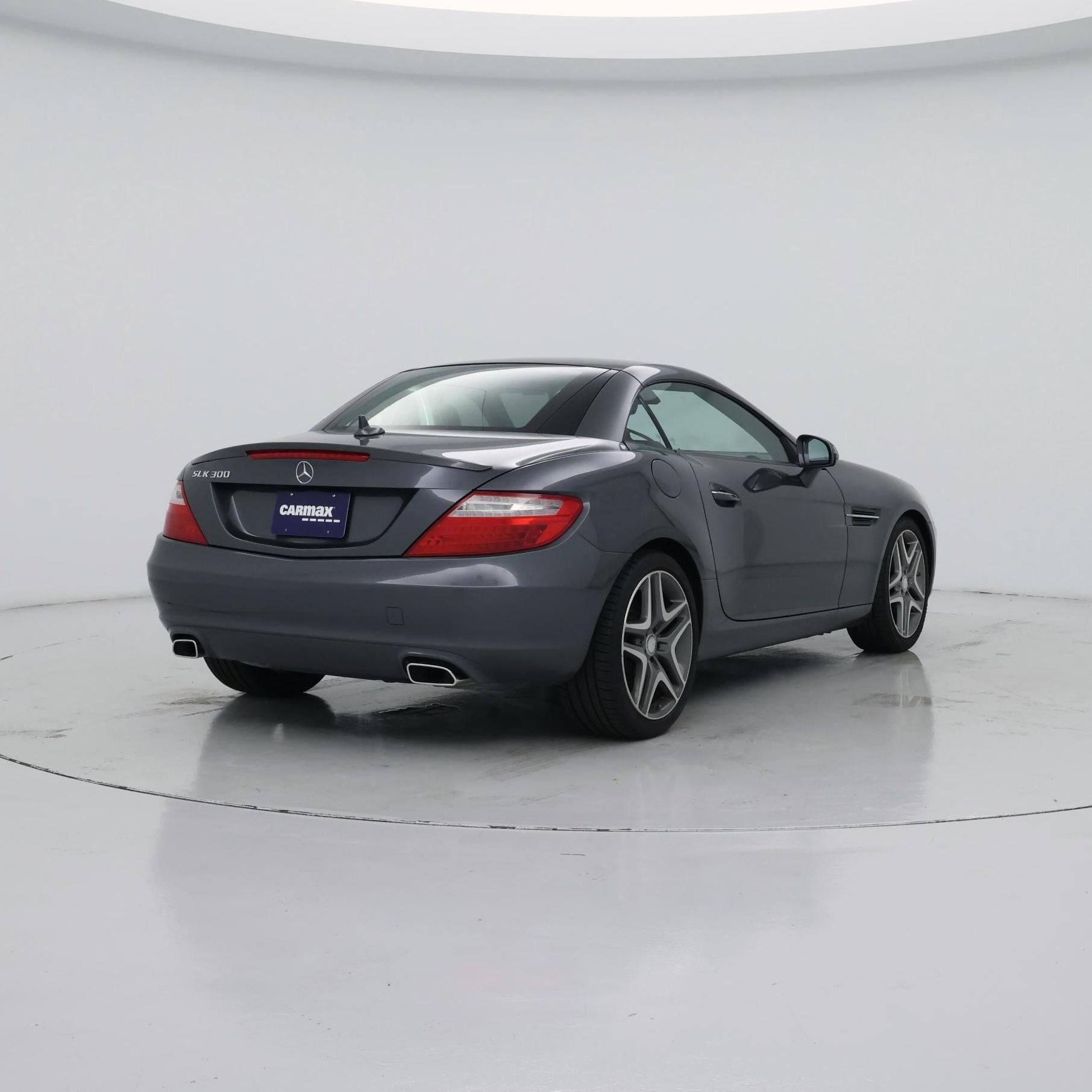 Thumbnail: 2016 Mercedes-Benz SLK - 8