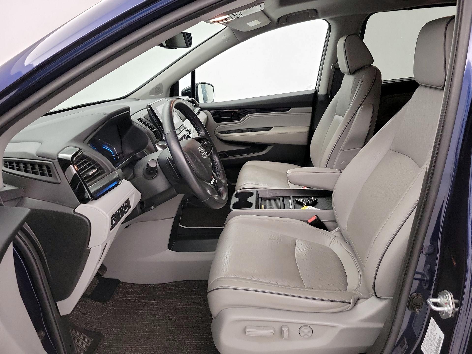 Thumbnail: 2022 Honda Odyssey - 11