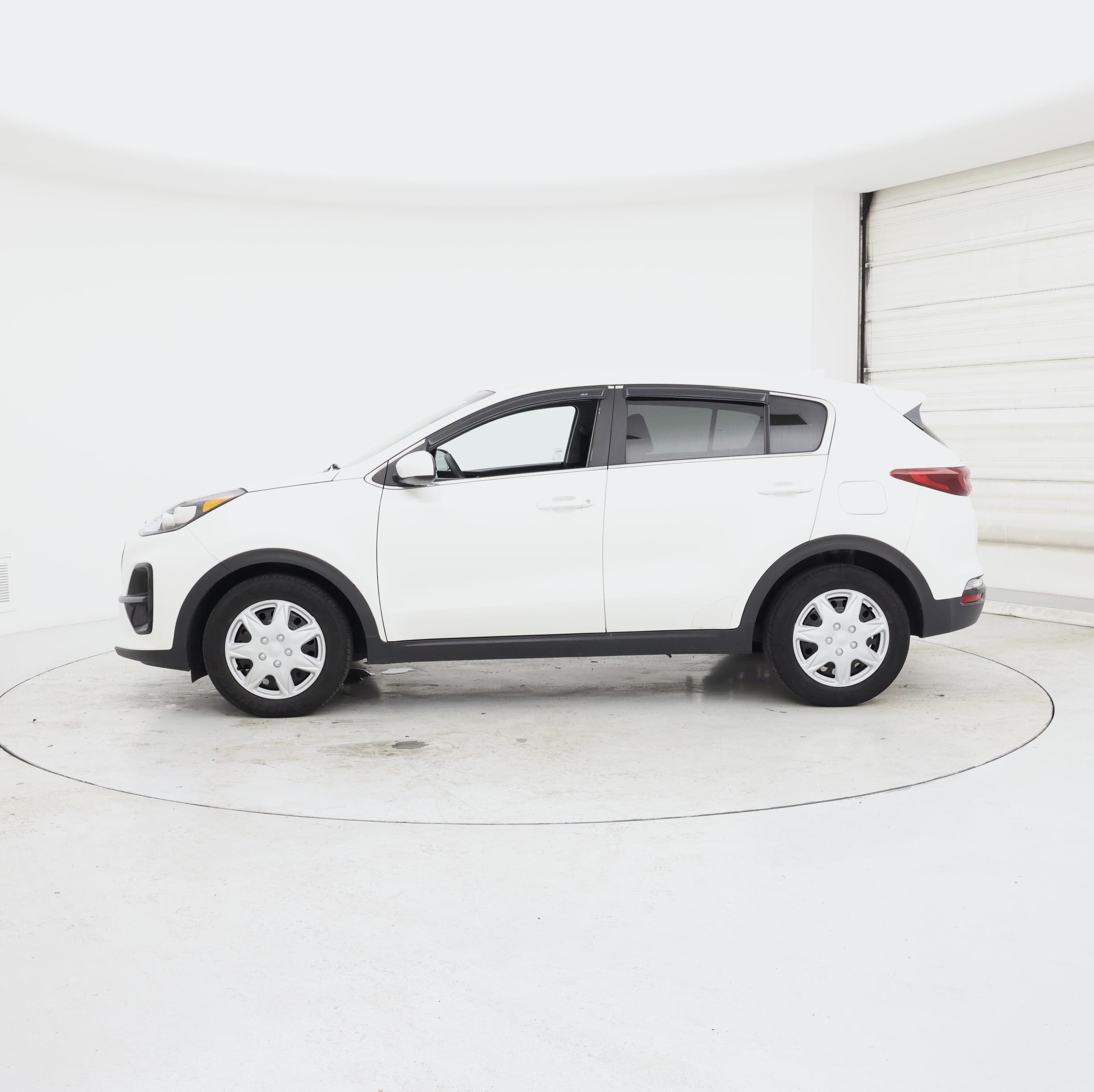 Thumbnail: 2021 Kia Sportage - 3