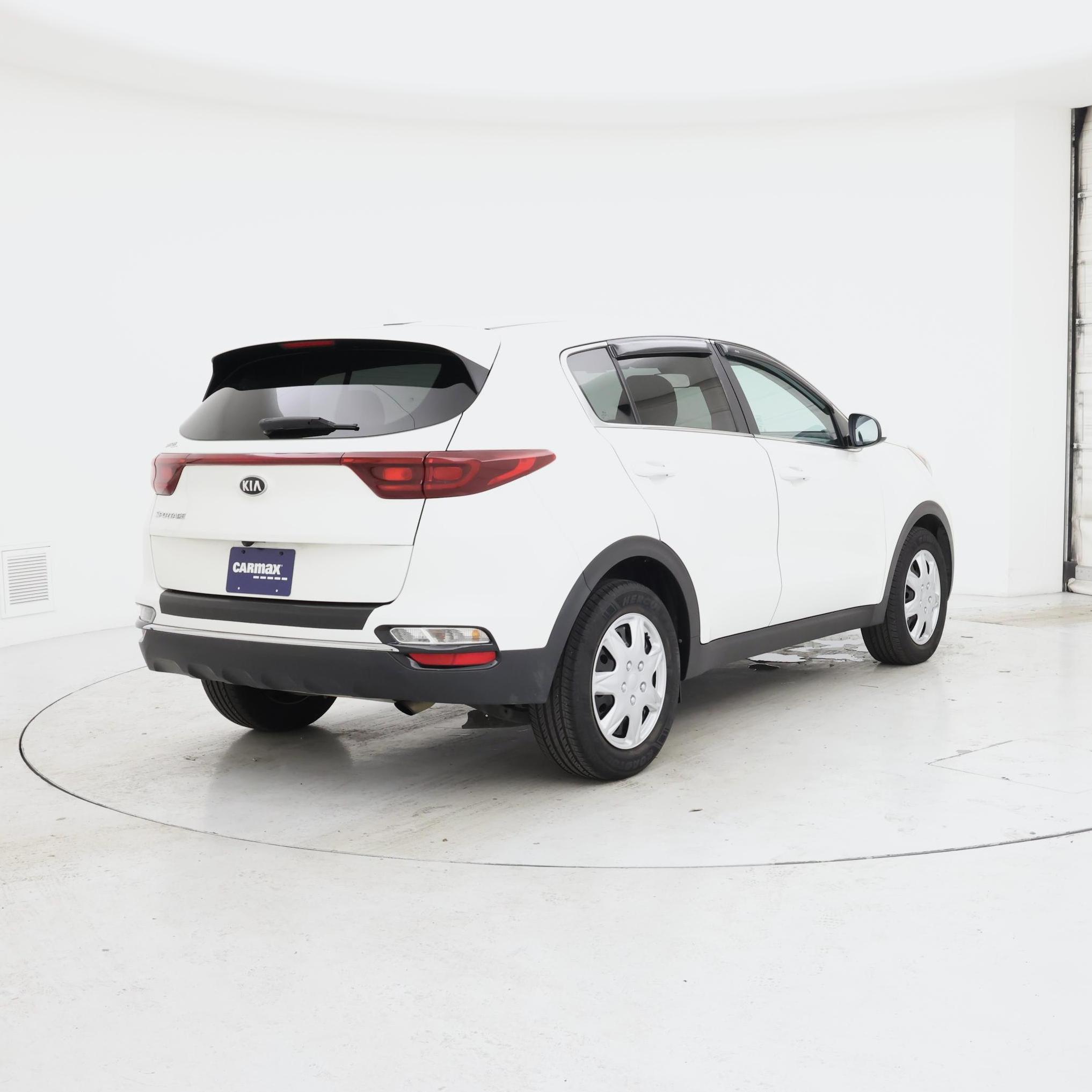 Thumbnail: 2021 Kia Sportage - 8