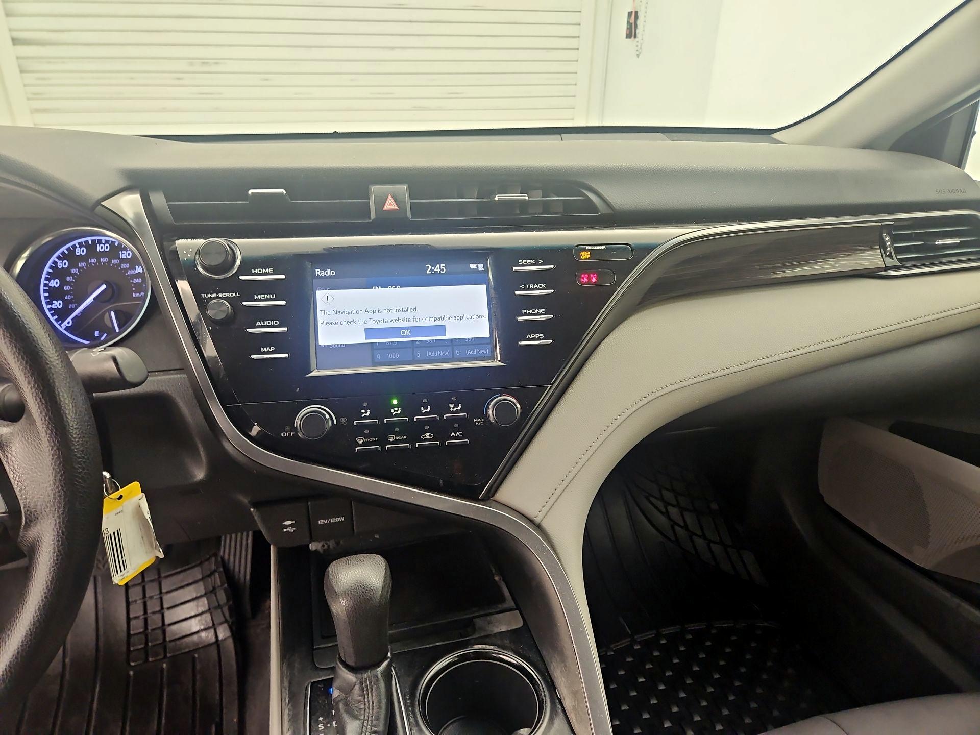 Thumbnail: 2019 Toyota Camry - 9
