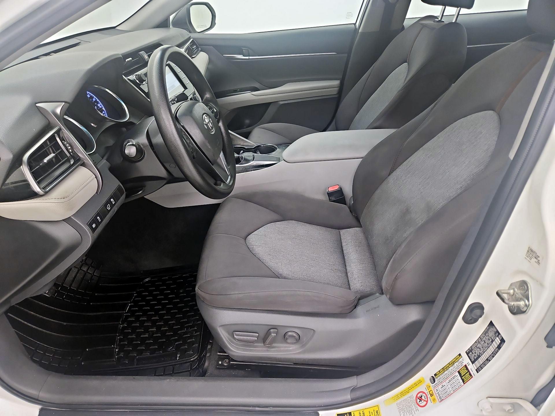 Thumbnail: 2019 Toyota Camry - 11