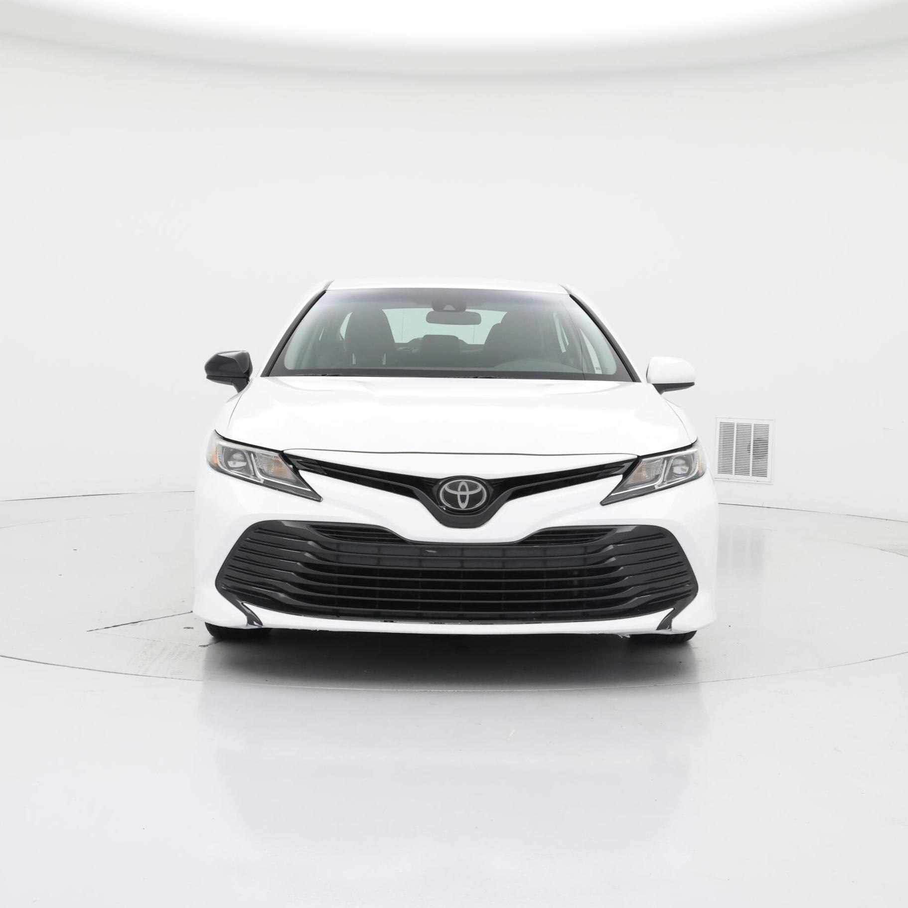 Thumbnail: 2019 Toyota Camry - 5