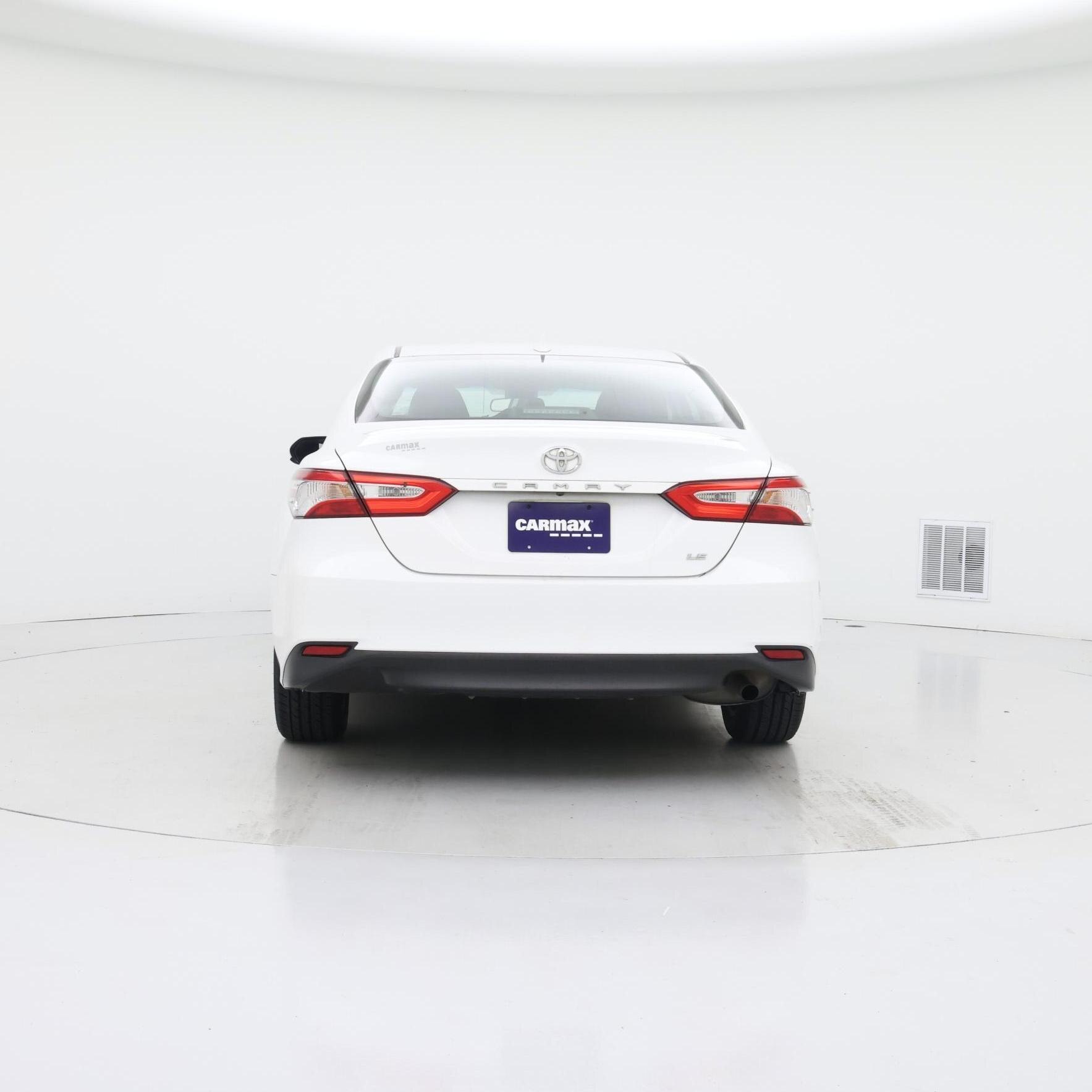 Thumbnail: 2019 Toyota Camry - 6