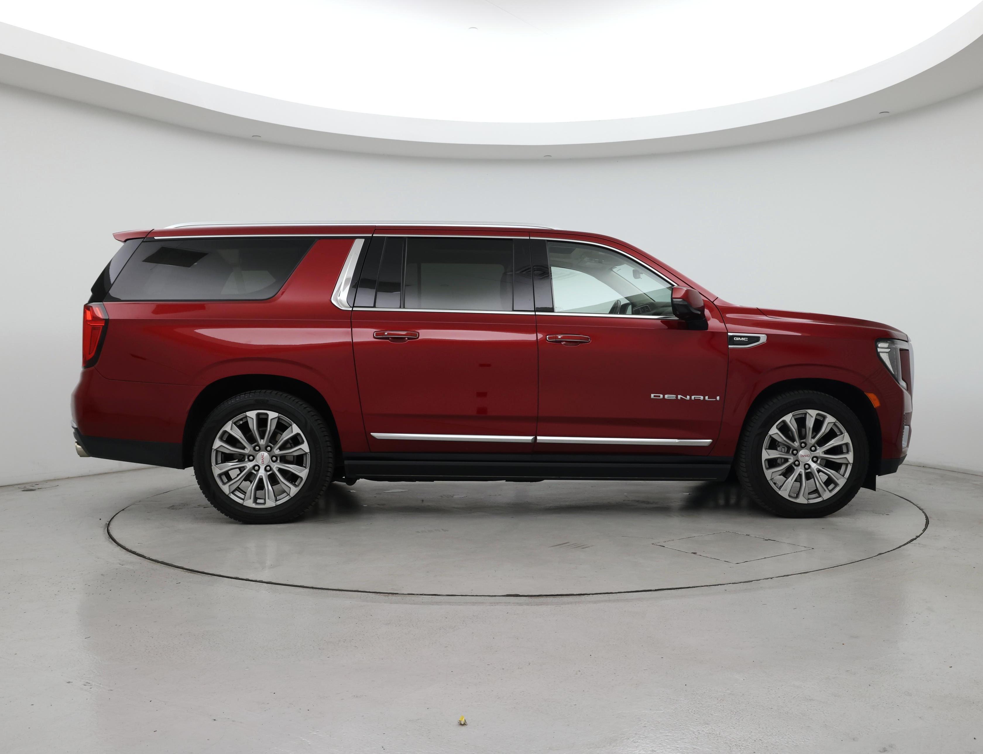 Thumbnail: 2021 GMC Yukon XL - 7