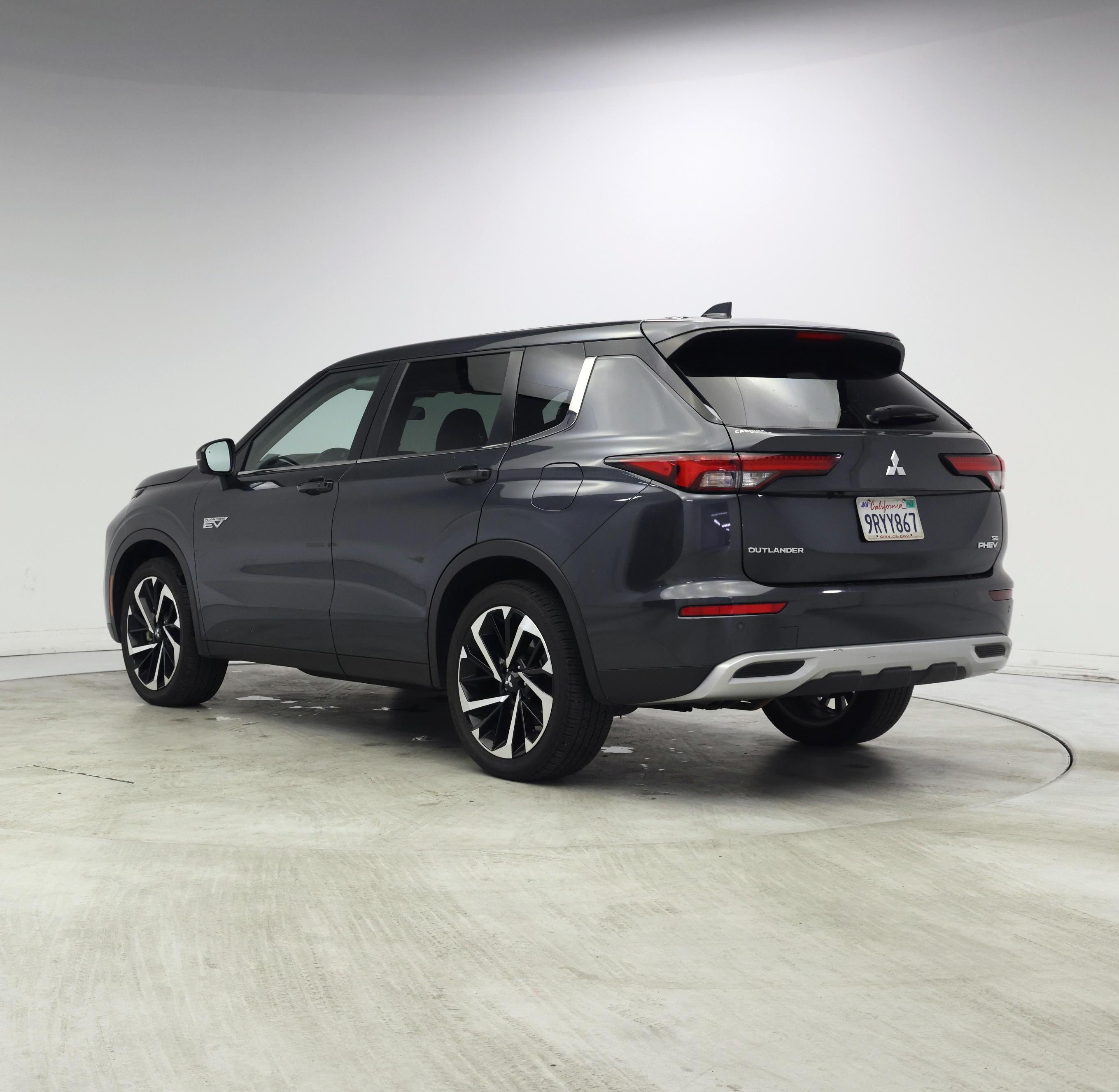 Thumbnail: 2025 Mitsubishi Outlander - 2