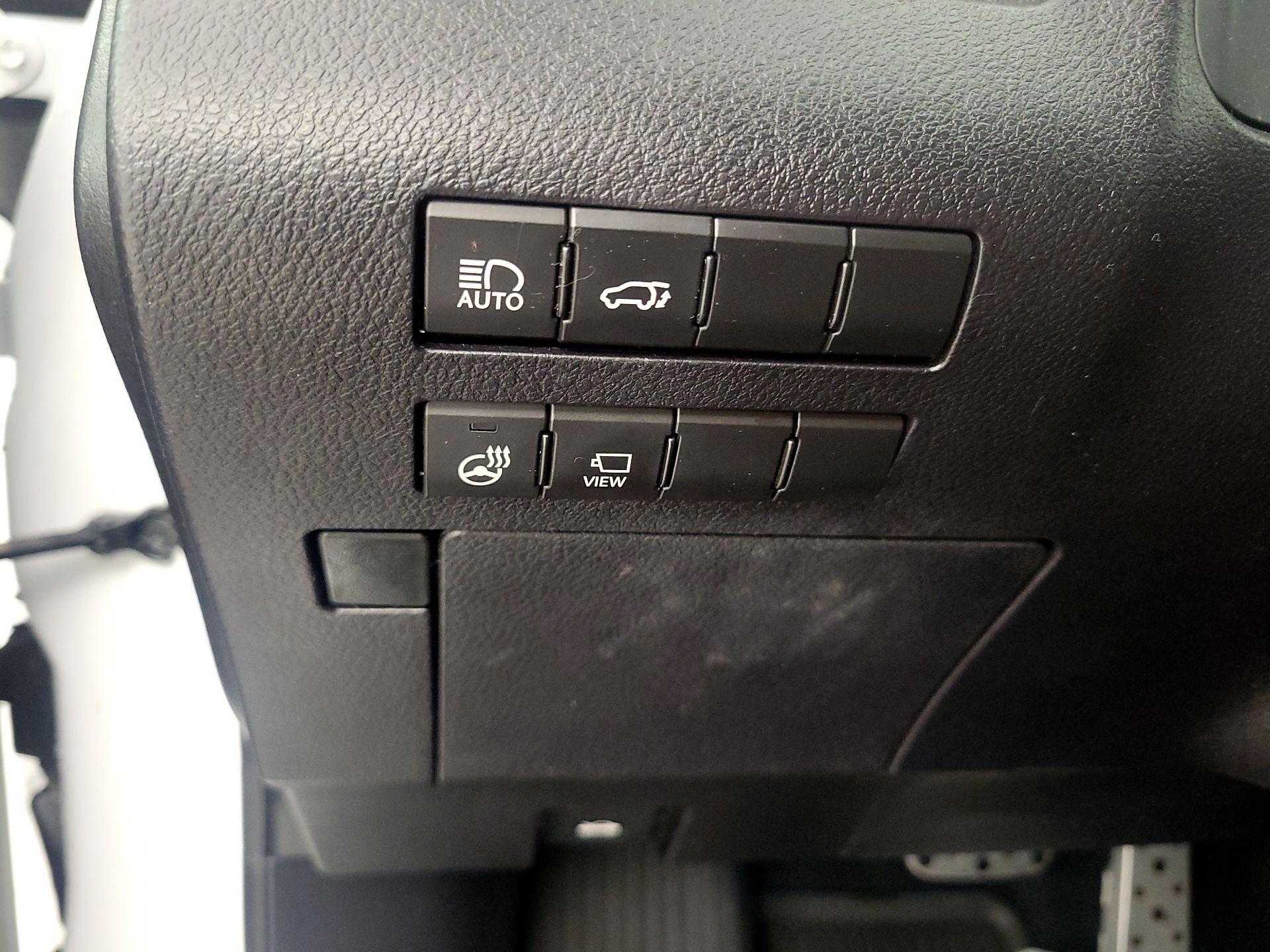 Thumbnail: 2021 Lexus RX - 11
