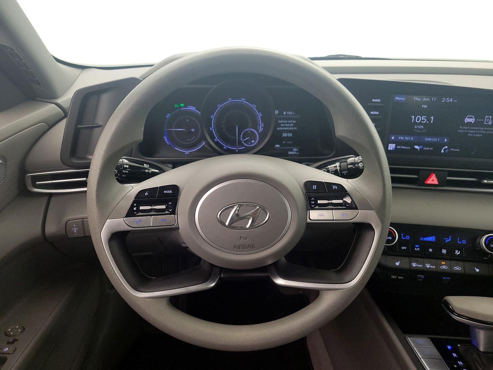 Thumbnail: 2023 Hyundai Elantra - 10