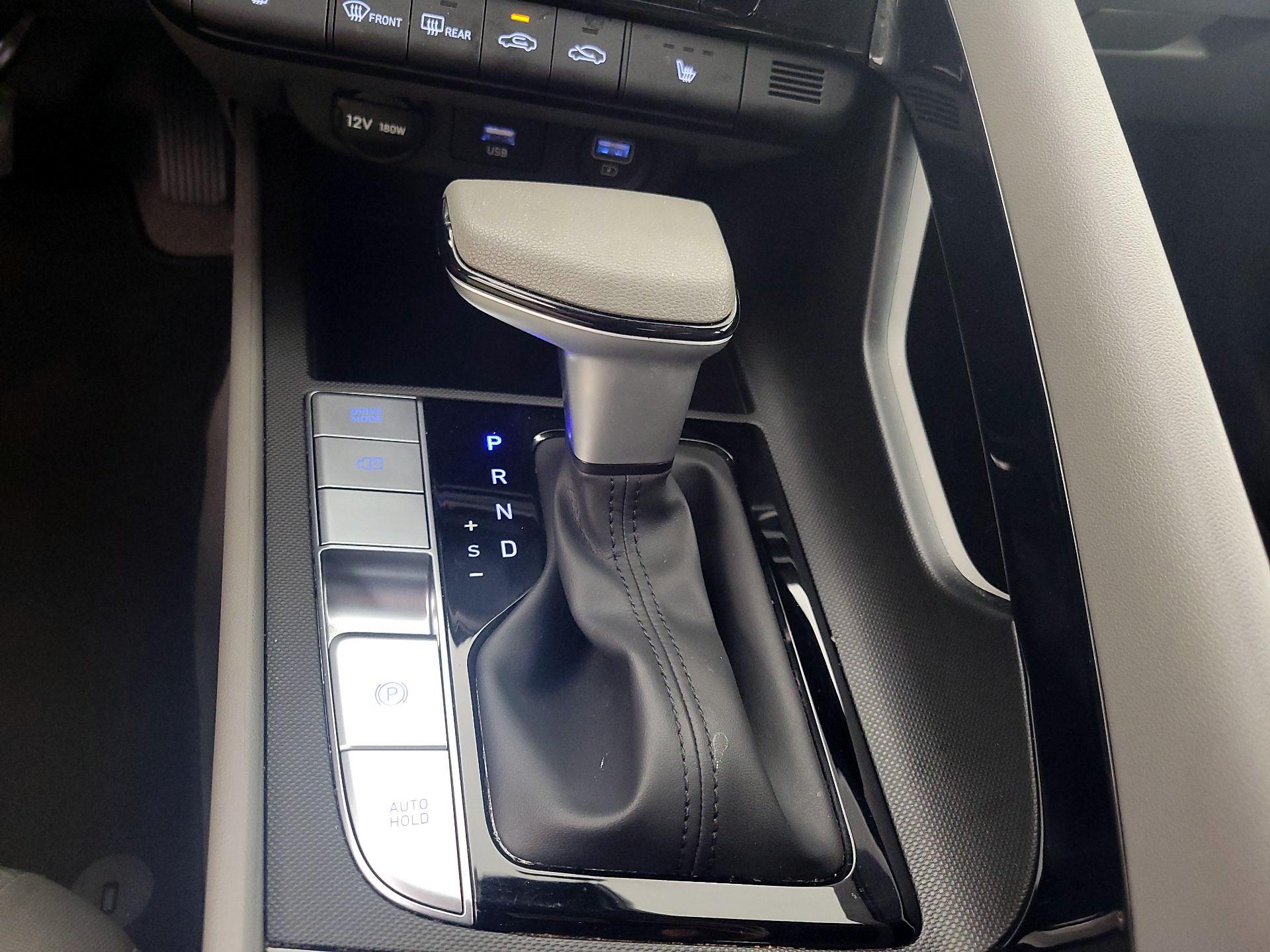 Thumbnail: 2023 Hyundai Elantra - 17