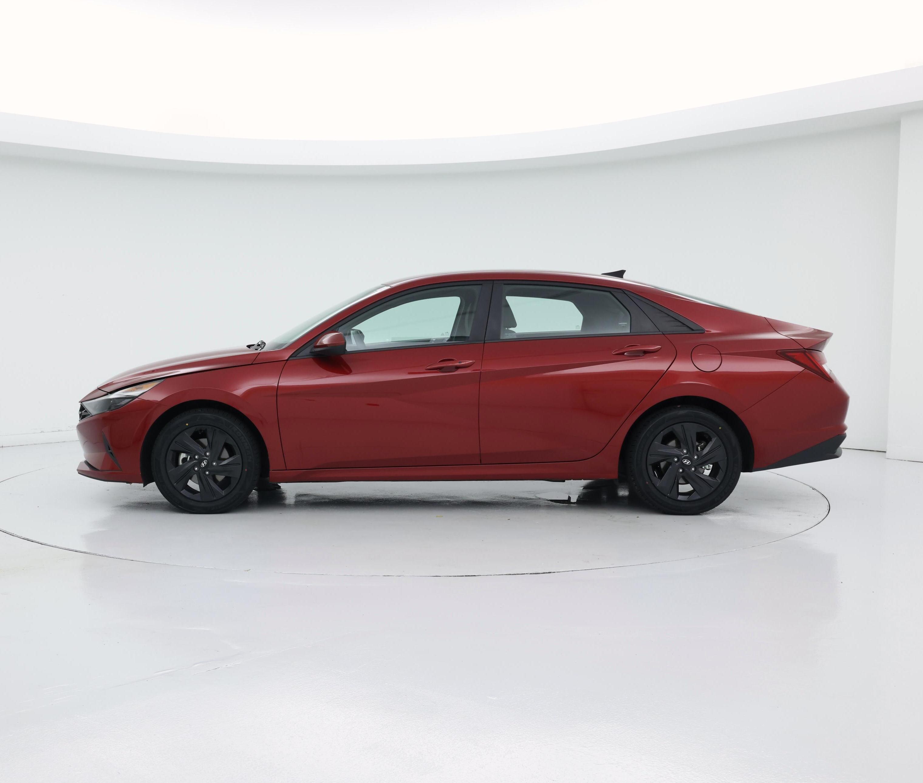 Thumbnail: 2023 Hyundai Elantra - 3