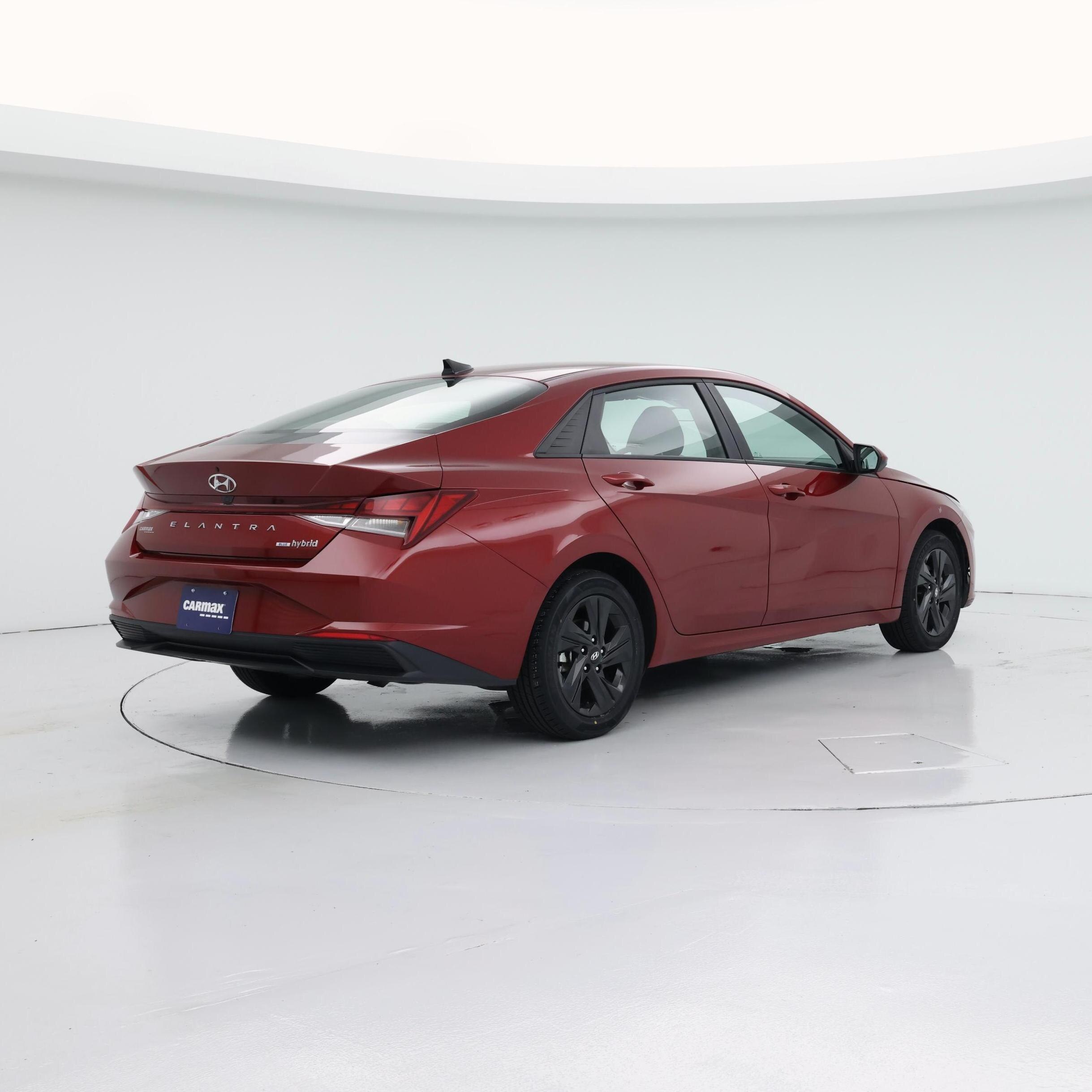 Thumbnail: 2023 Hyundai Elantra - 8