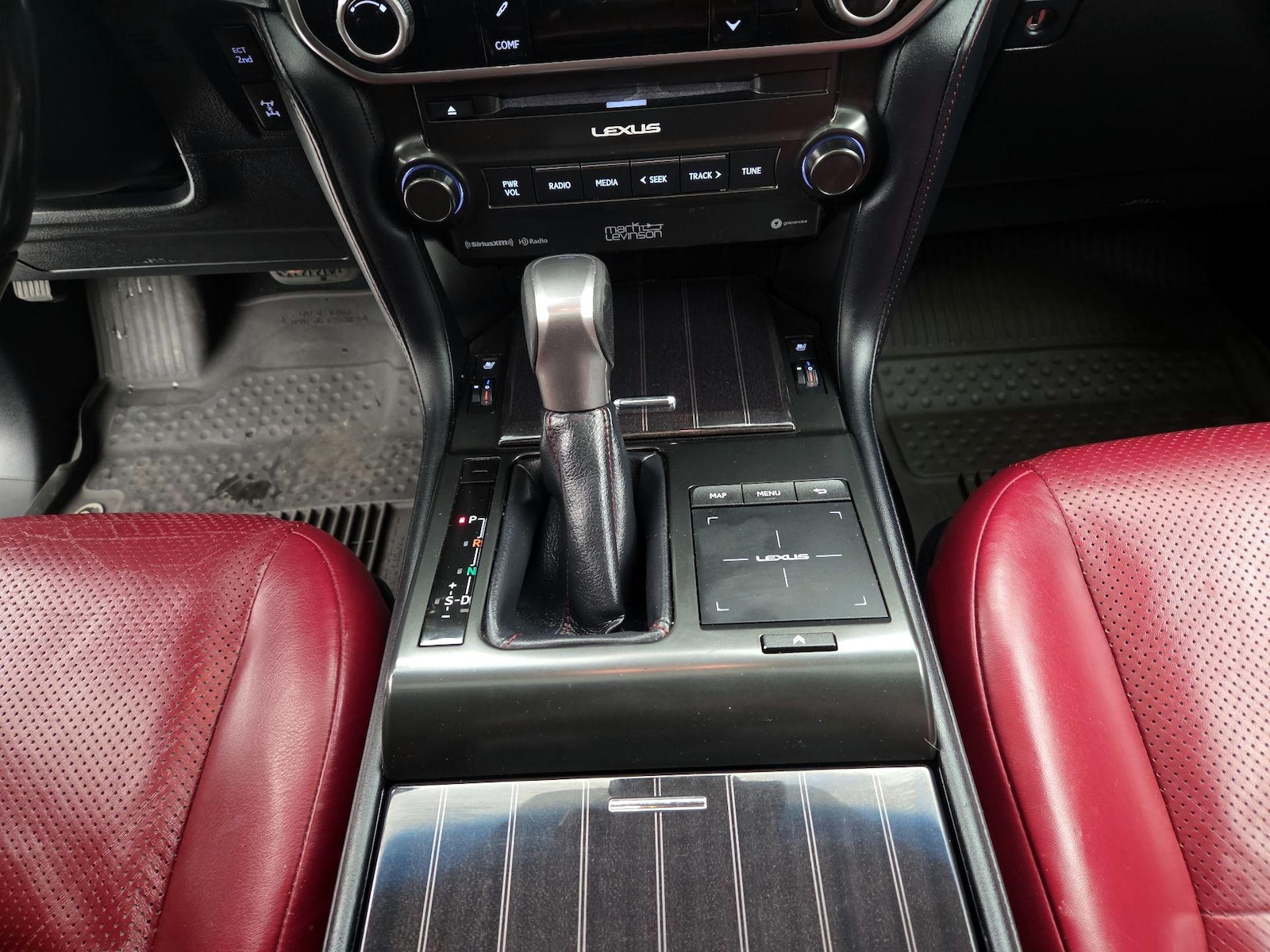 2023 Lexus GX LUXURY - Photo 19