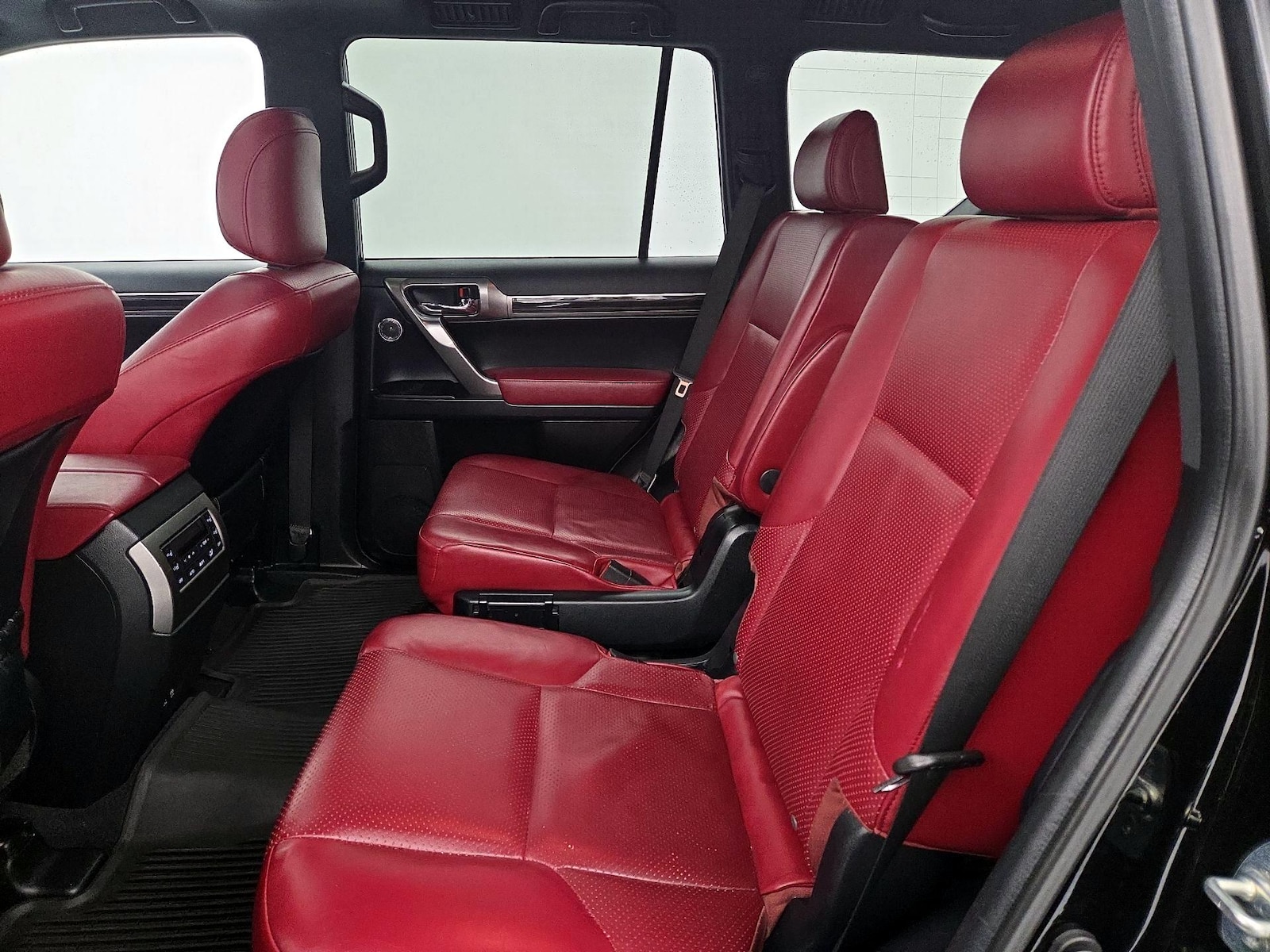 2023 Lexus GX LUXURY - Photo 22