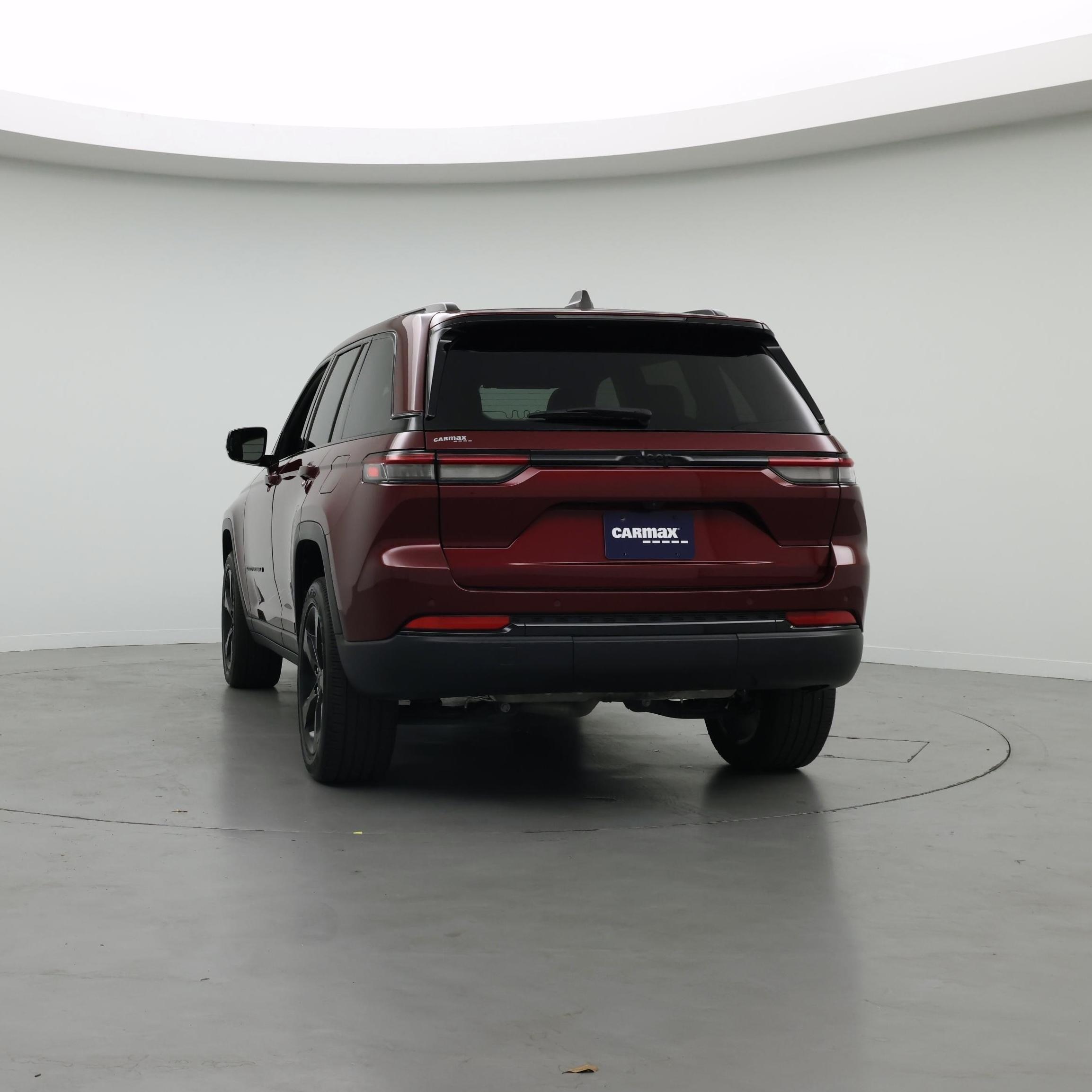 Thumbnail: 2023 Jeep Grand Cherokee - 6