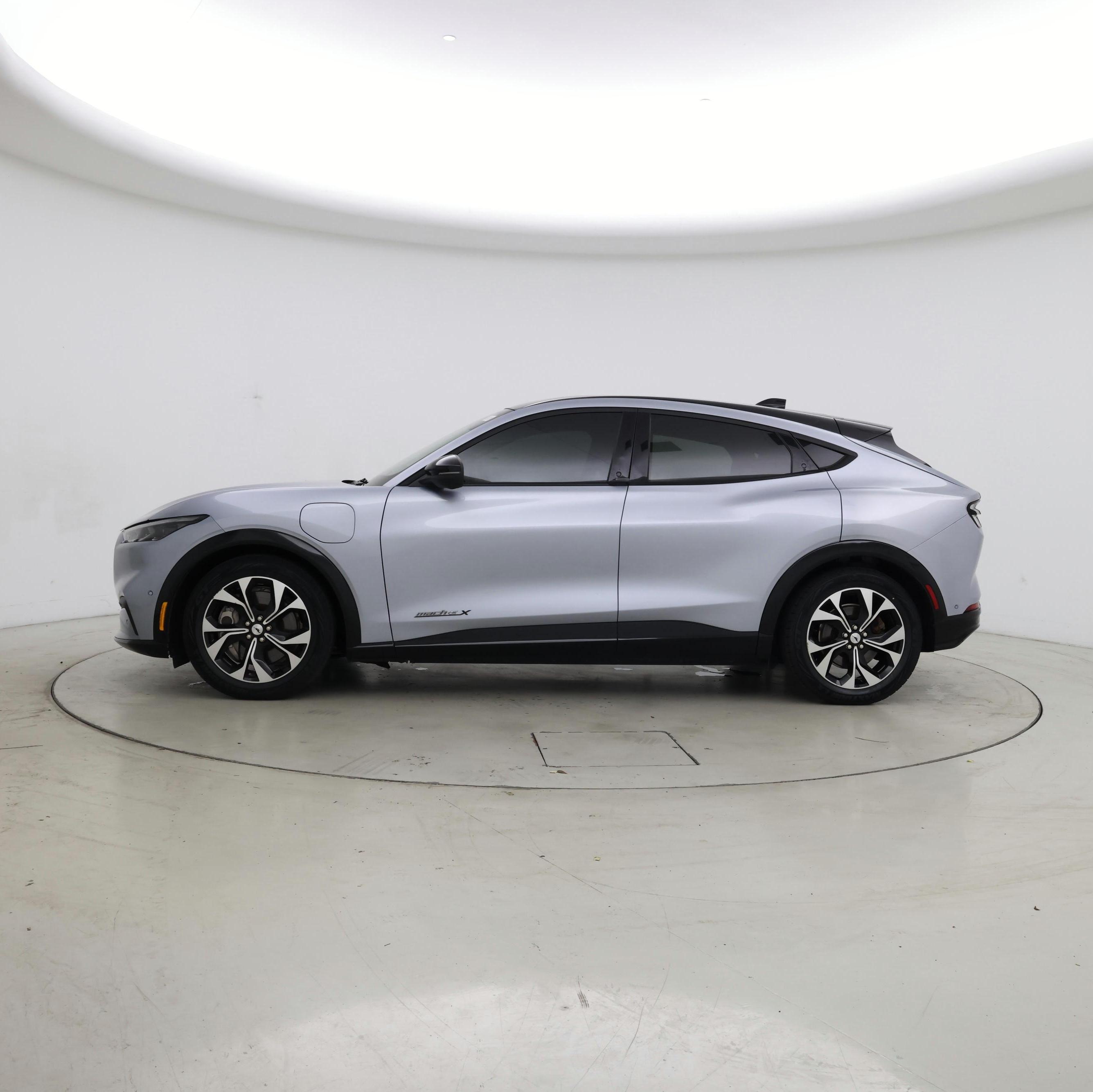 Thumbnail: 2022 Ford Mustang Mach-E - 3