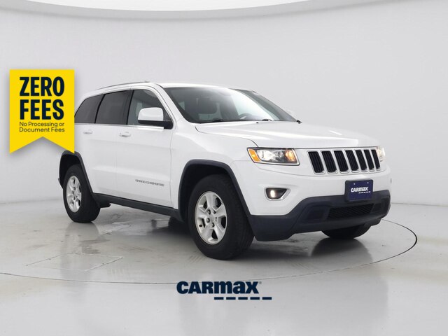White 2016 Jeep Grand Cherokee Laredo SUV / Crossover 4X2 Automatic