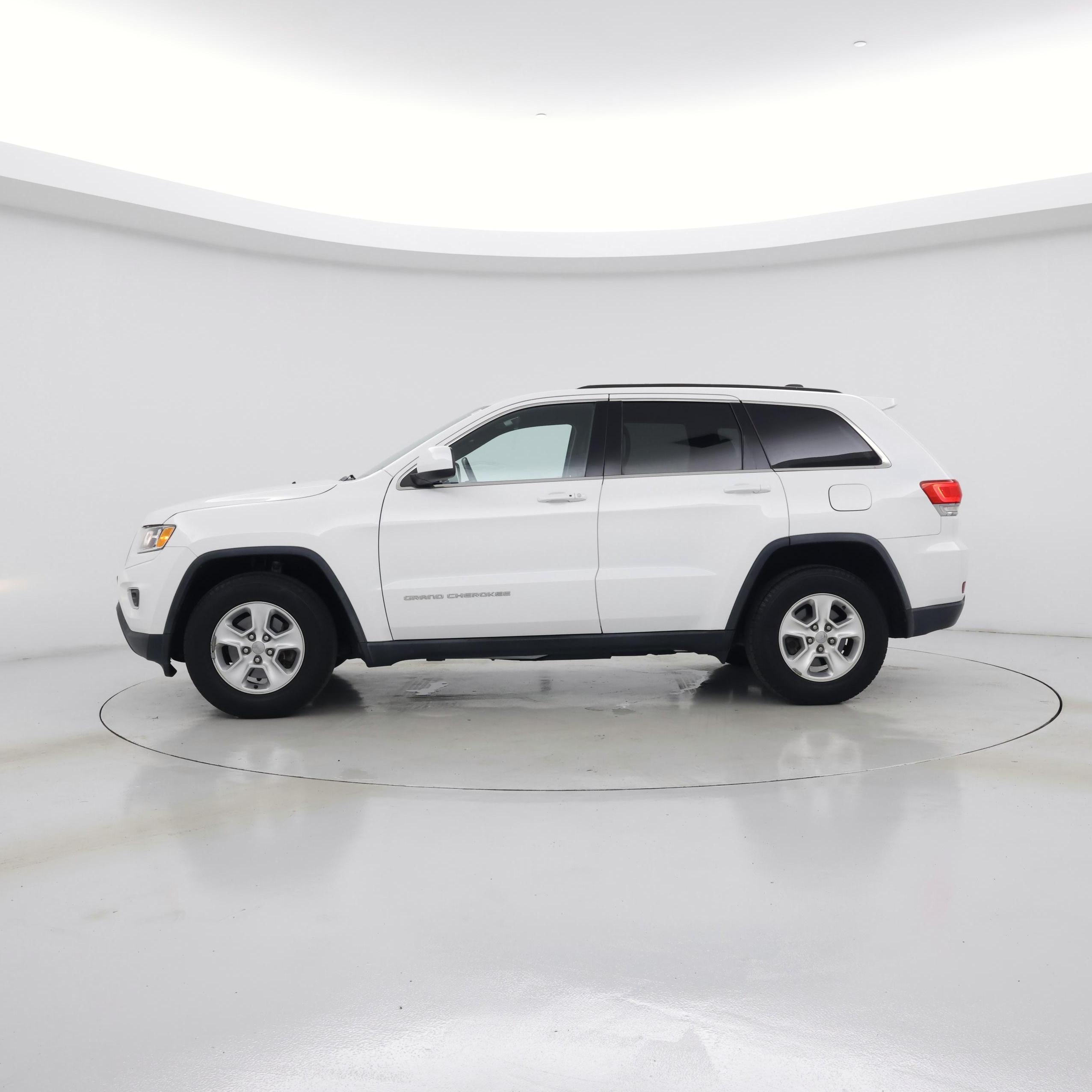 Thumbnail: 2016 Jeep Grand Cherokee - 3