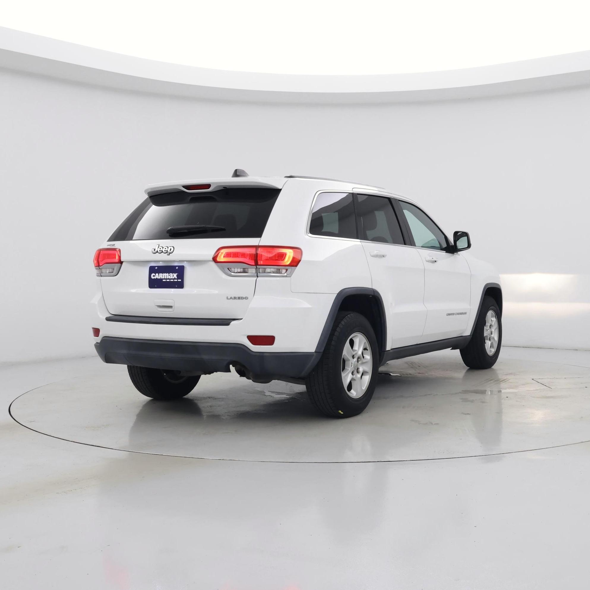 Thumbnail: 2016 Jeep Grand Cherokee - 8