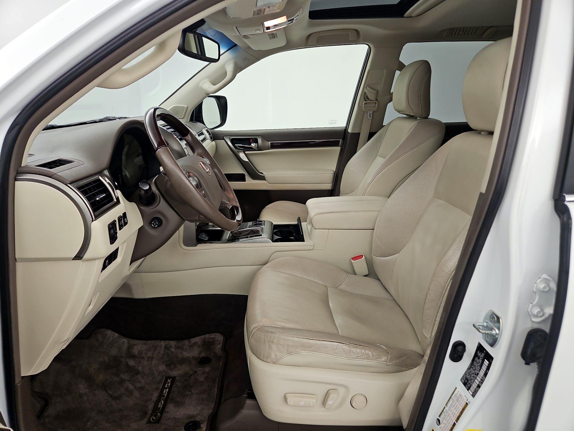 Thumbnail: 2014 Lexus GX - 9