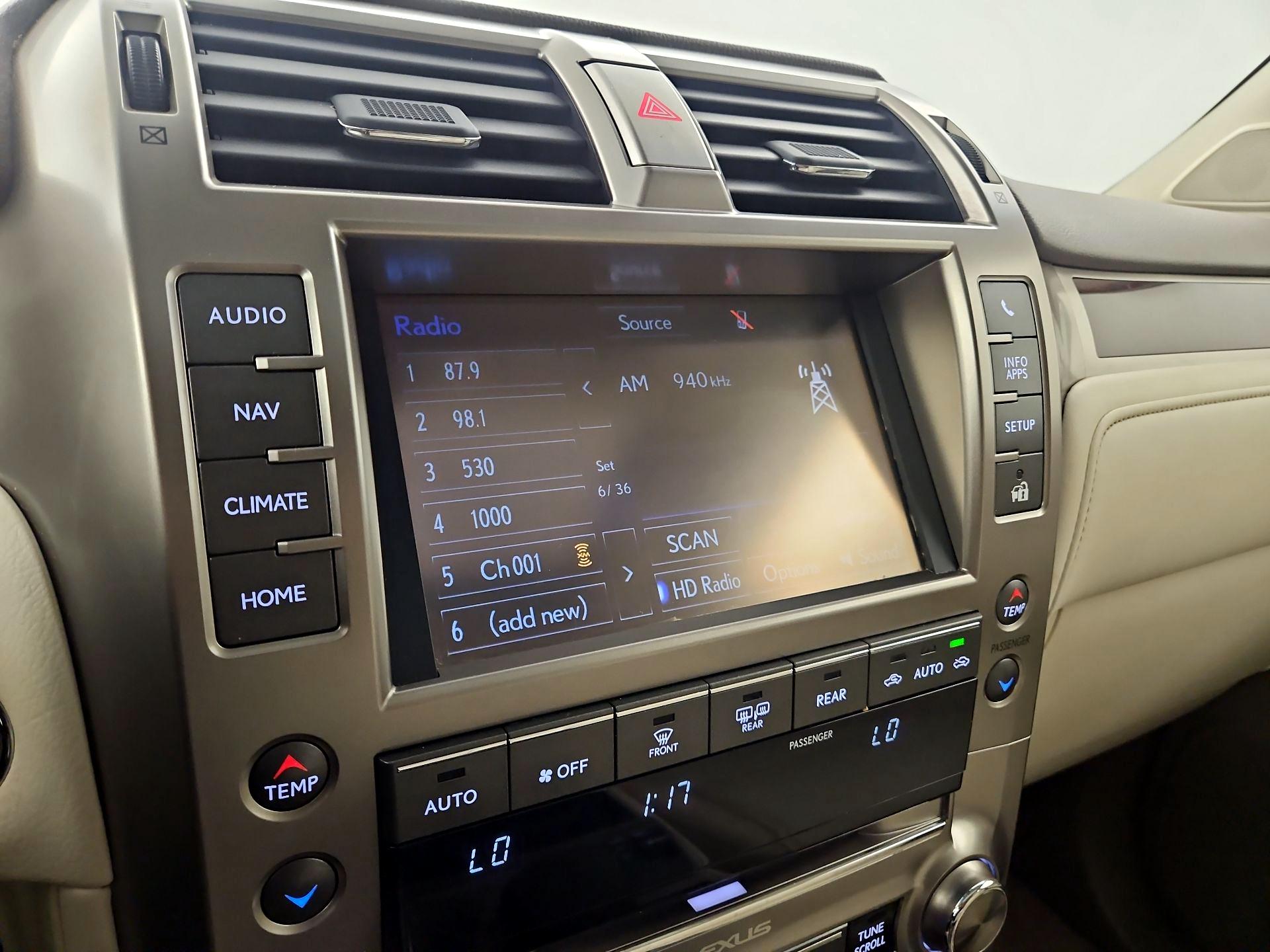Thumbnail: 2014 Lexus GX - 14