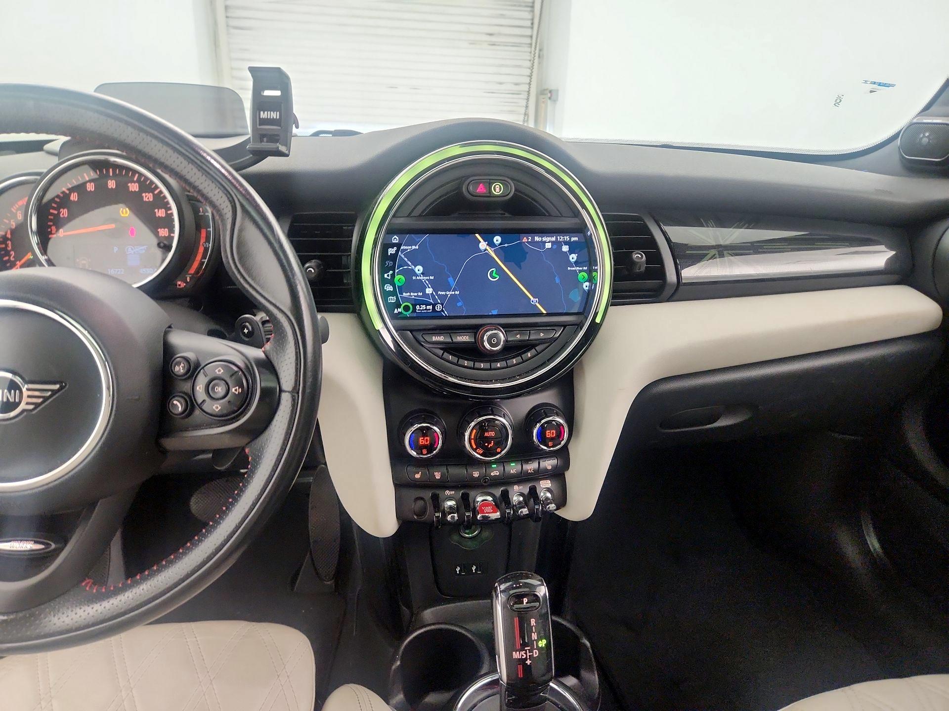 Thumbnail: 2020 MINI Cooper Hardtop - 9